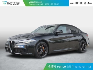 Hoofdafbeelding Alfa Romeo Giulia Alfa Romeo Giulia 2.0 Turbo Aut. 320pk AWD Veloce | Schuif-/Kanteldak | Xenon | Navi | Leder | Apple Carplay | 19" | Adas 2 | Stoel-/stuurverwarming | Camera | Harman Kardon
