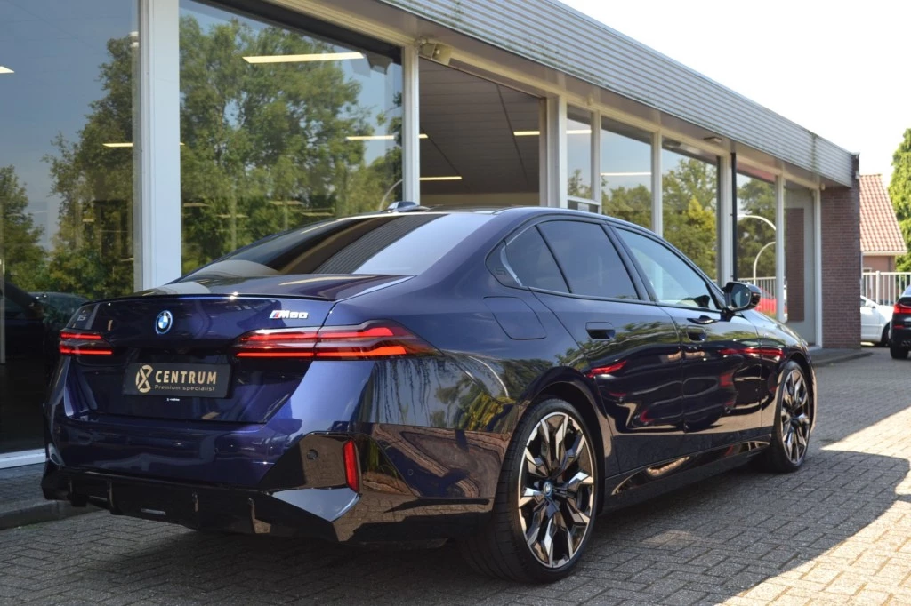 Hoofdafbeelding BMW i5