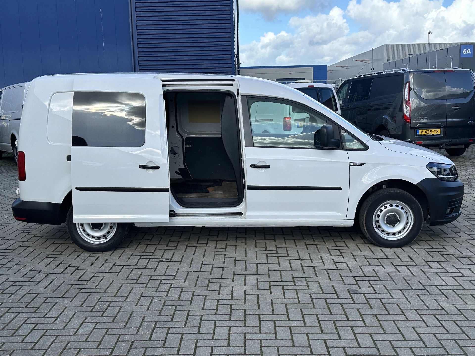 Hoofdafbeelding Volkswagen Caddy