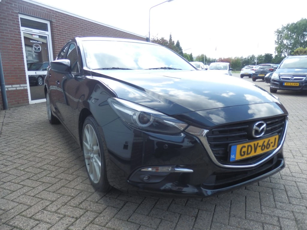 Hoofdafbeelding Mazda 3