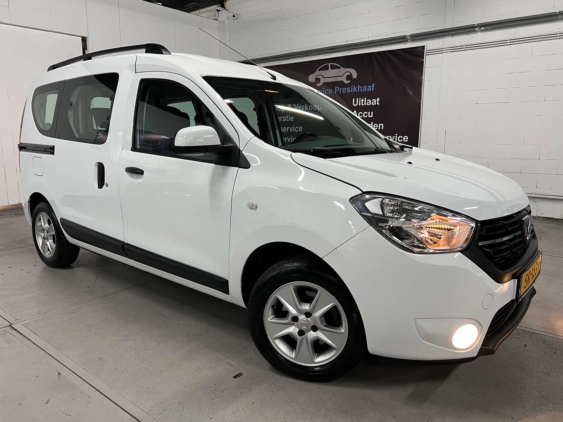 Hoofdafbeelding Dacia Dokker