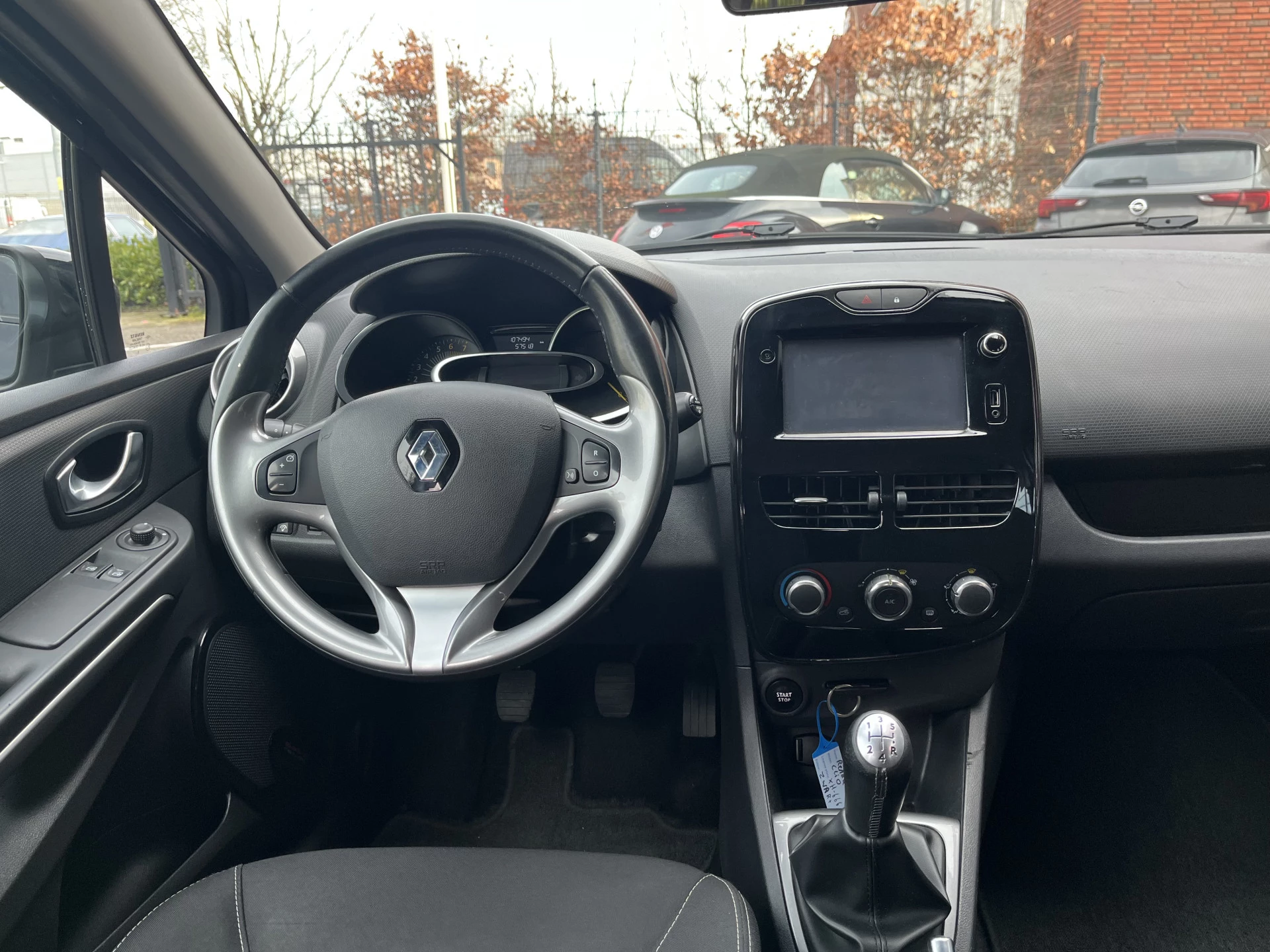 Hoofdafbeelding Renault Clio