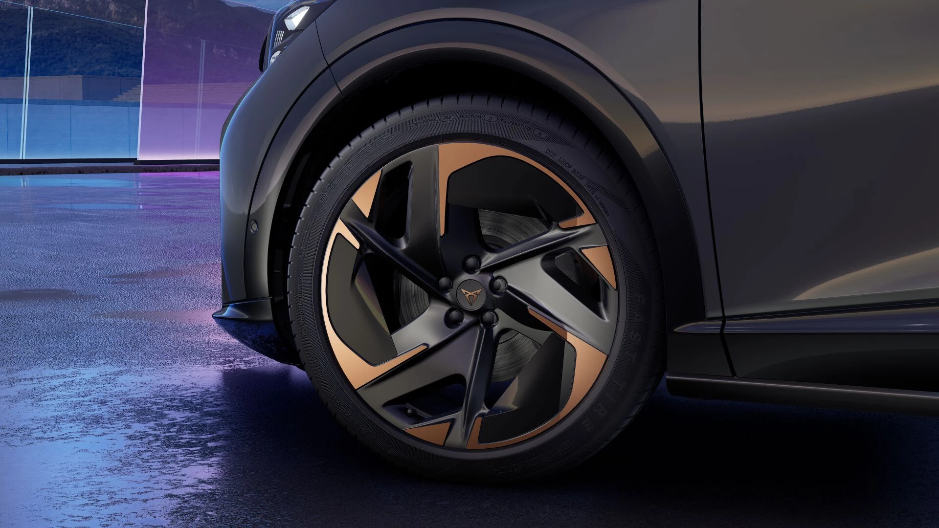 Hoofdafbeelding CUPRA Tavascan