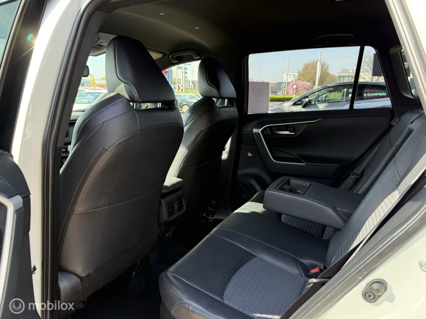 Hoofdafbeelding Toyota RAV4