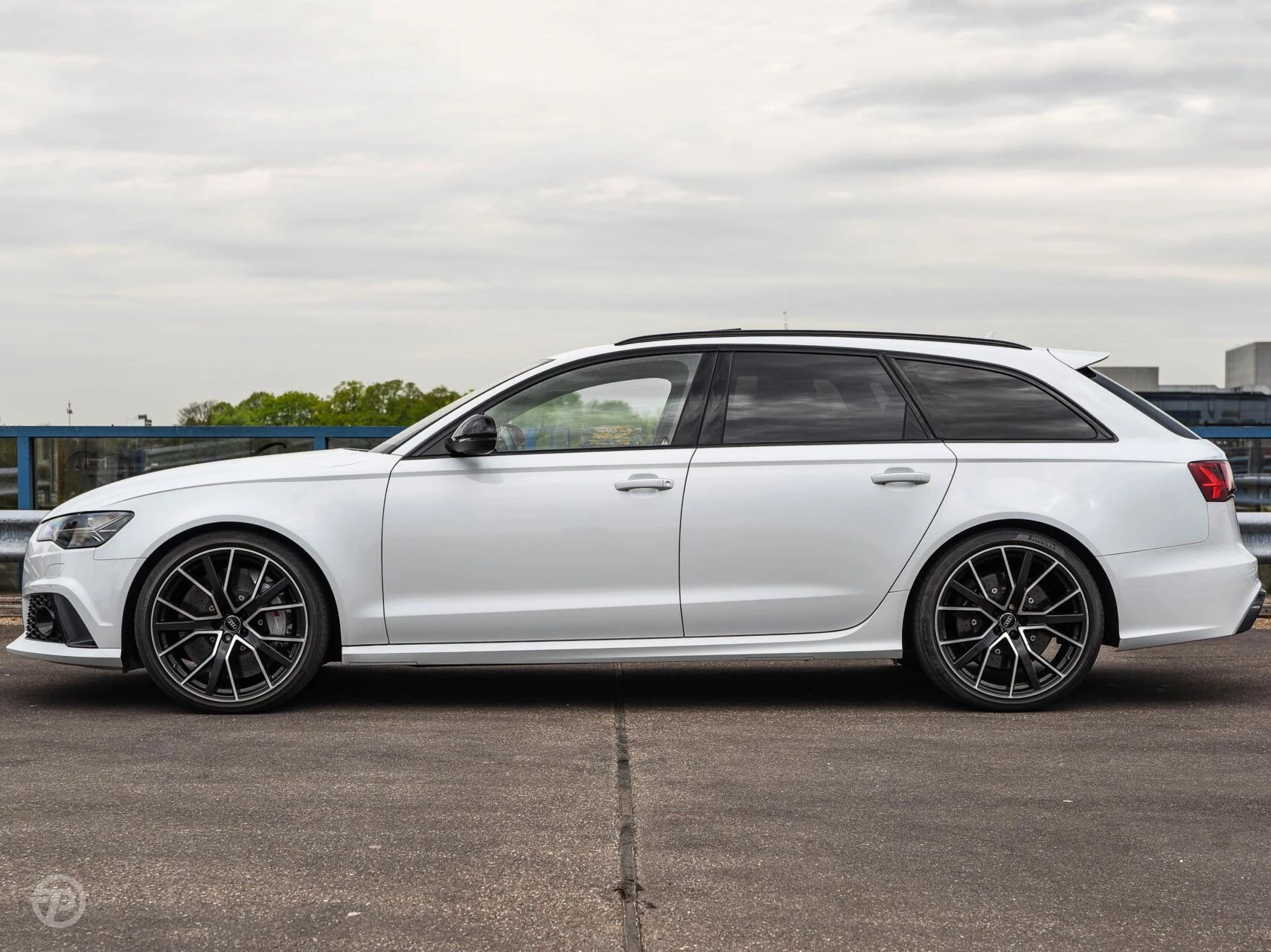 Hoofdafbeelding Audi RS6