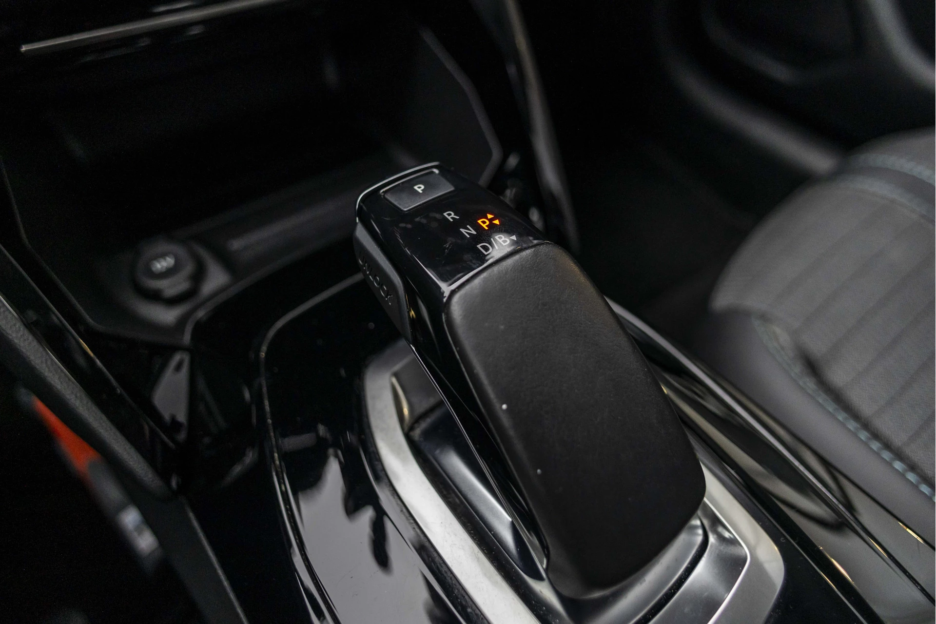 Hoofdafbeelding Peugeot e-208