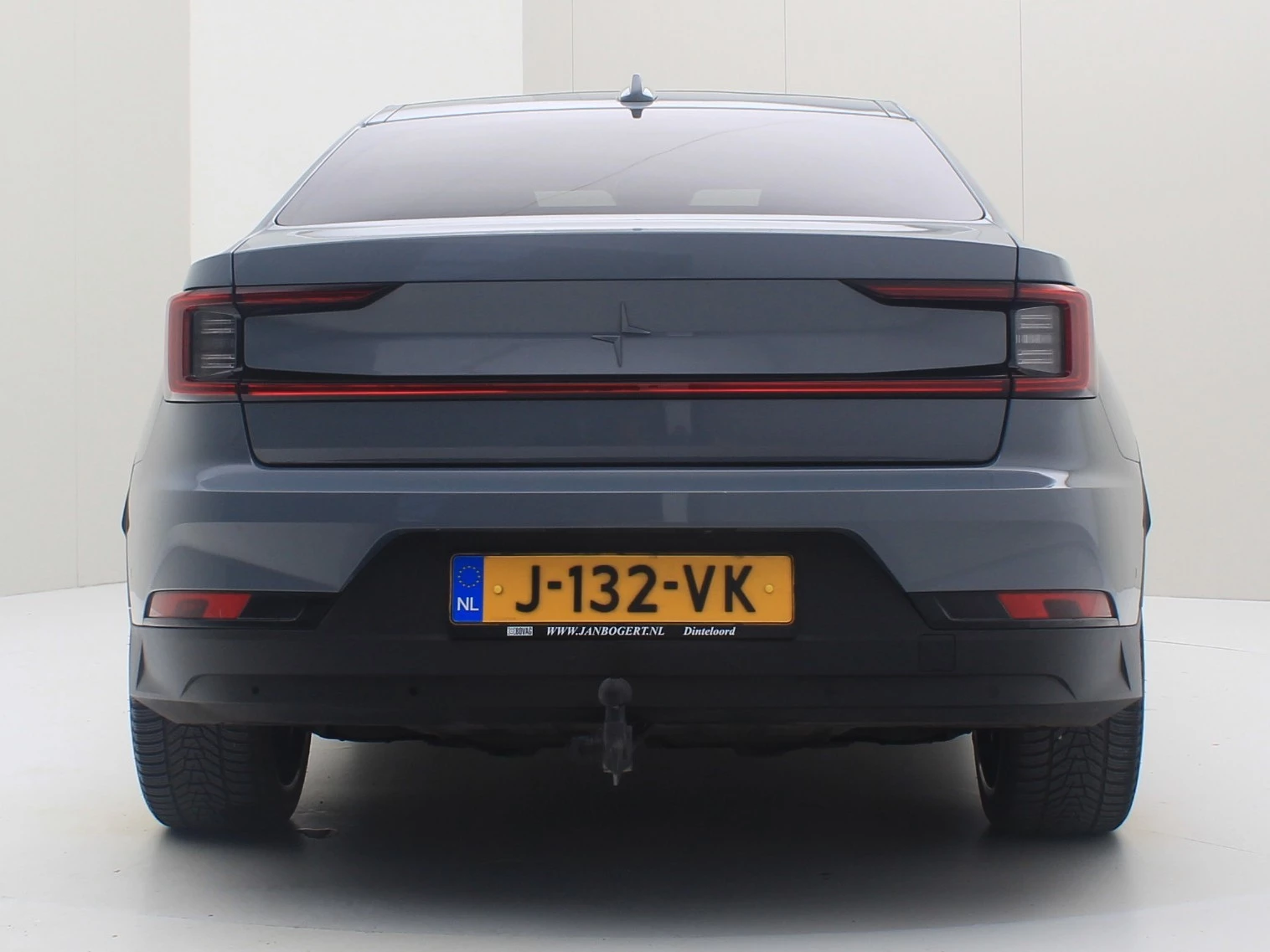 Hoofdafbeelding Polestar 2