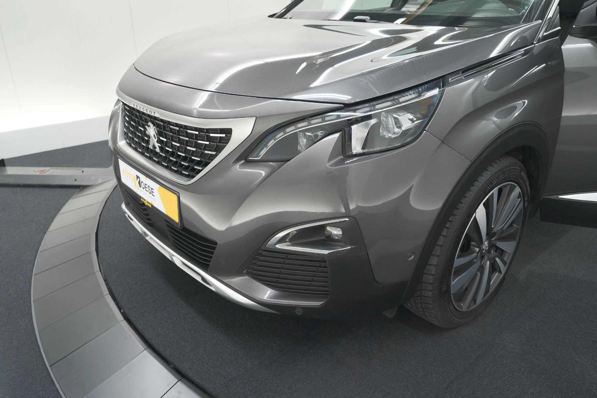 Hoofdafbeelding Peugeot 5008