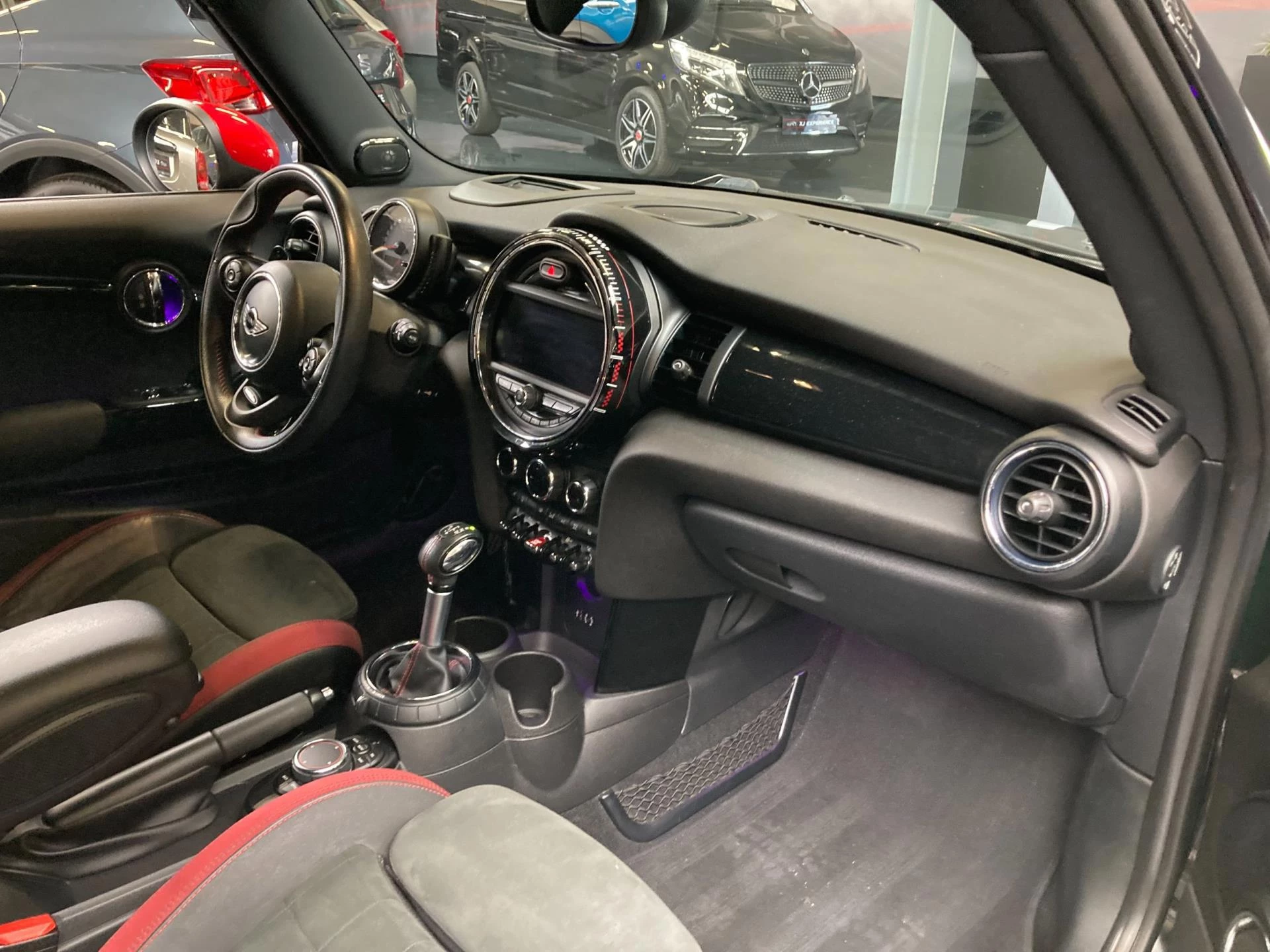 Hoofdafbeelding MINI Cooper