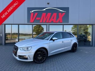 Hoofdafbeelding Audi A3 Audi A3 Sportback 1.4 TFSI S-Line LED Stoelvw Sportint LaneAssist