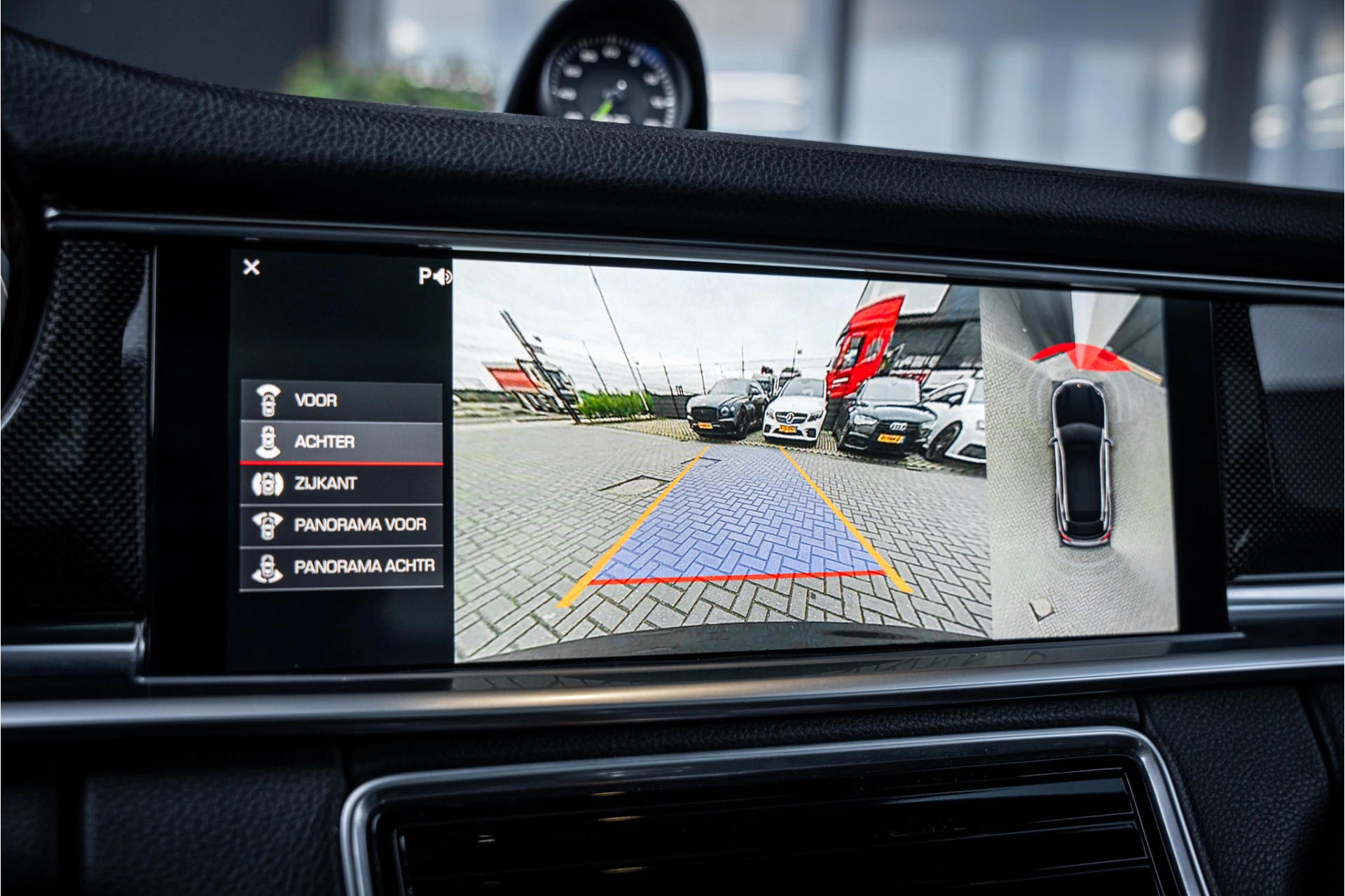 Hoofdafbeelding Porsche Panamera