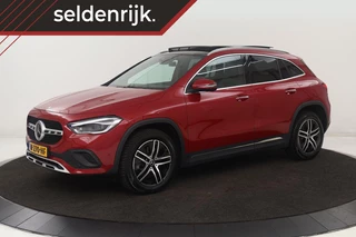 Mercedes-Benz GLA-klasse 250e Business Solution Luxury Limited | Panoramadak | Adaptive cruise | Trekhaak | Leder | Stoelverwarming | Matrix LED | Memory | Camera | Navigatie | Park Assist | Sfeerverlichting