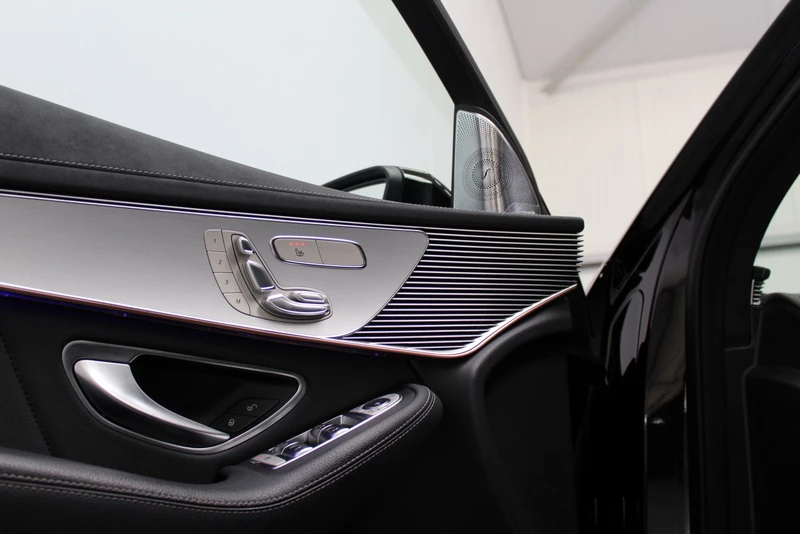 Hoofdafbeelding Mercedes-Benz EQC