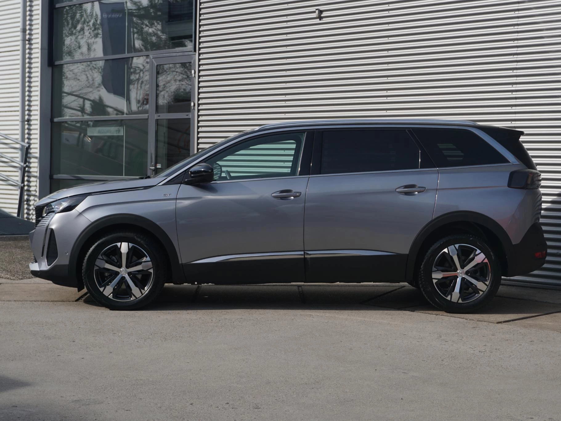 Hoofdafbeelding Peugeot 5008