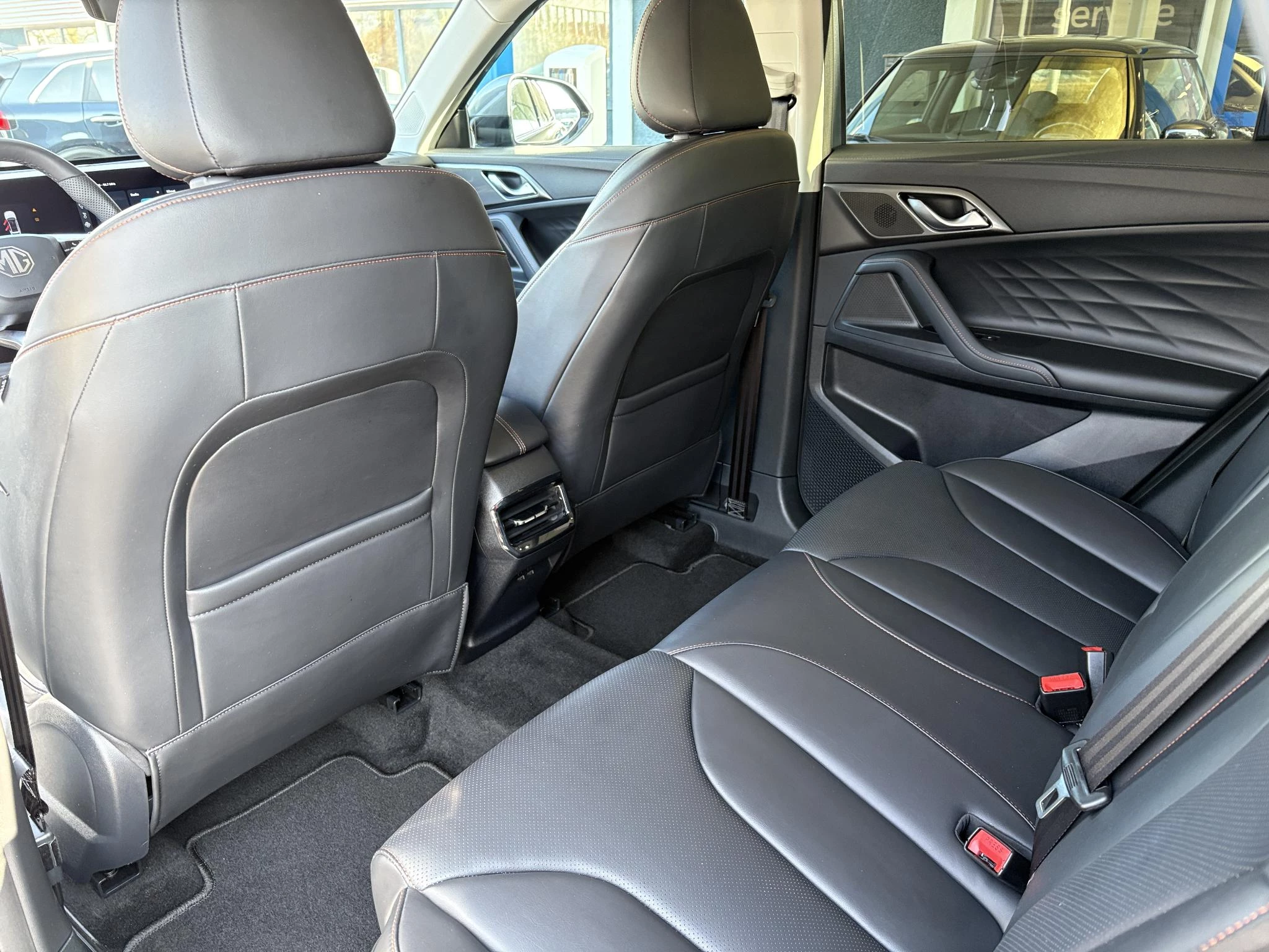 Hoofdafbeelding MG HS