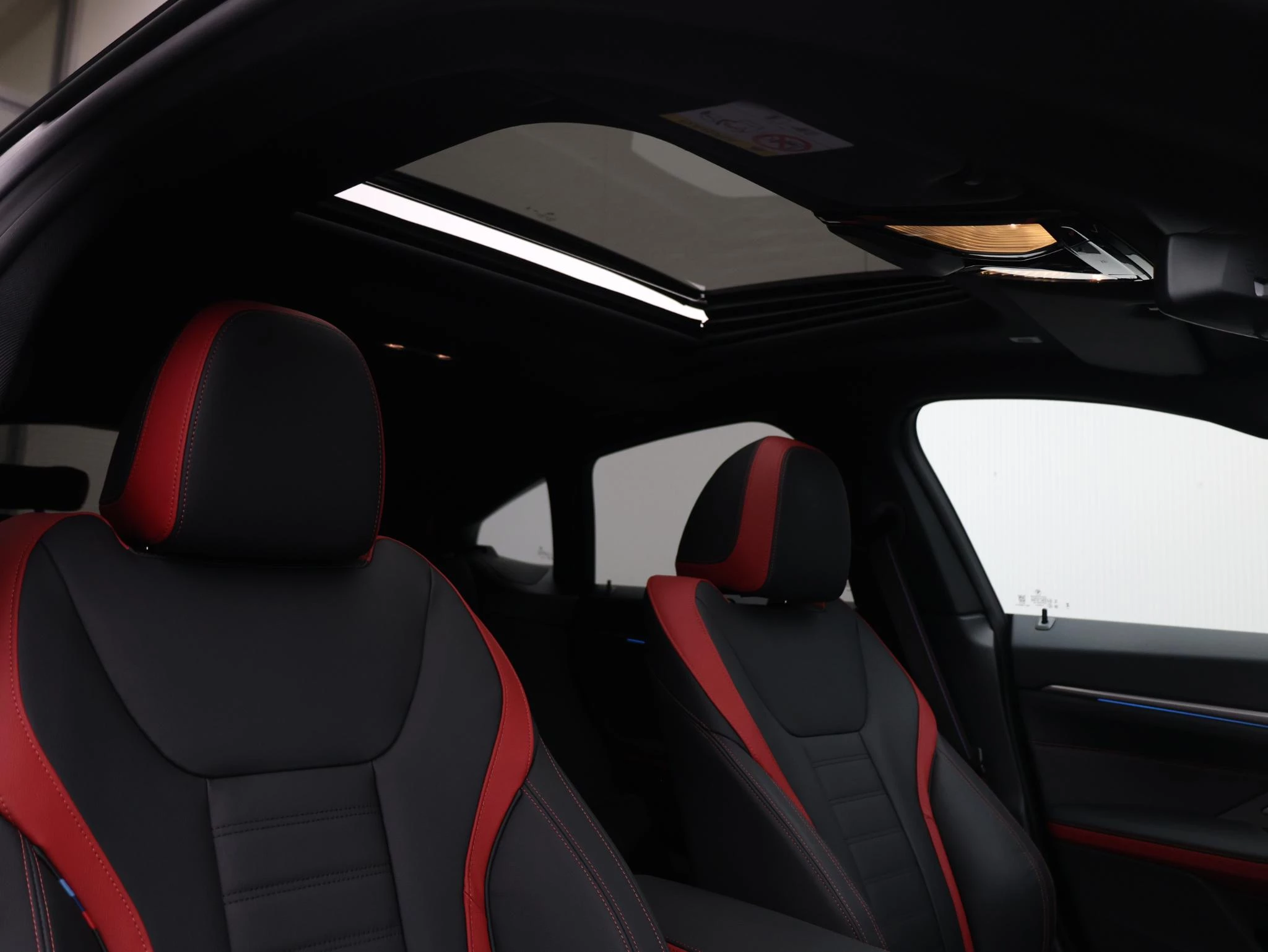 Hoofdafbeelding BMW i4