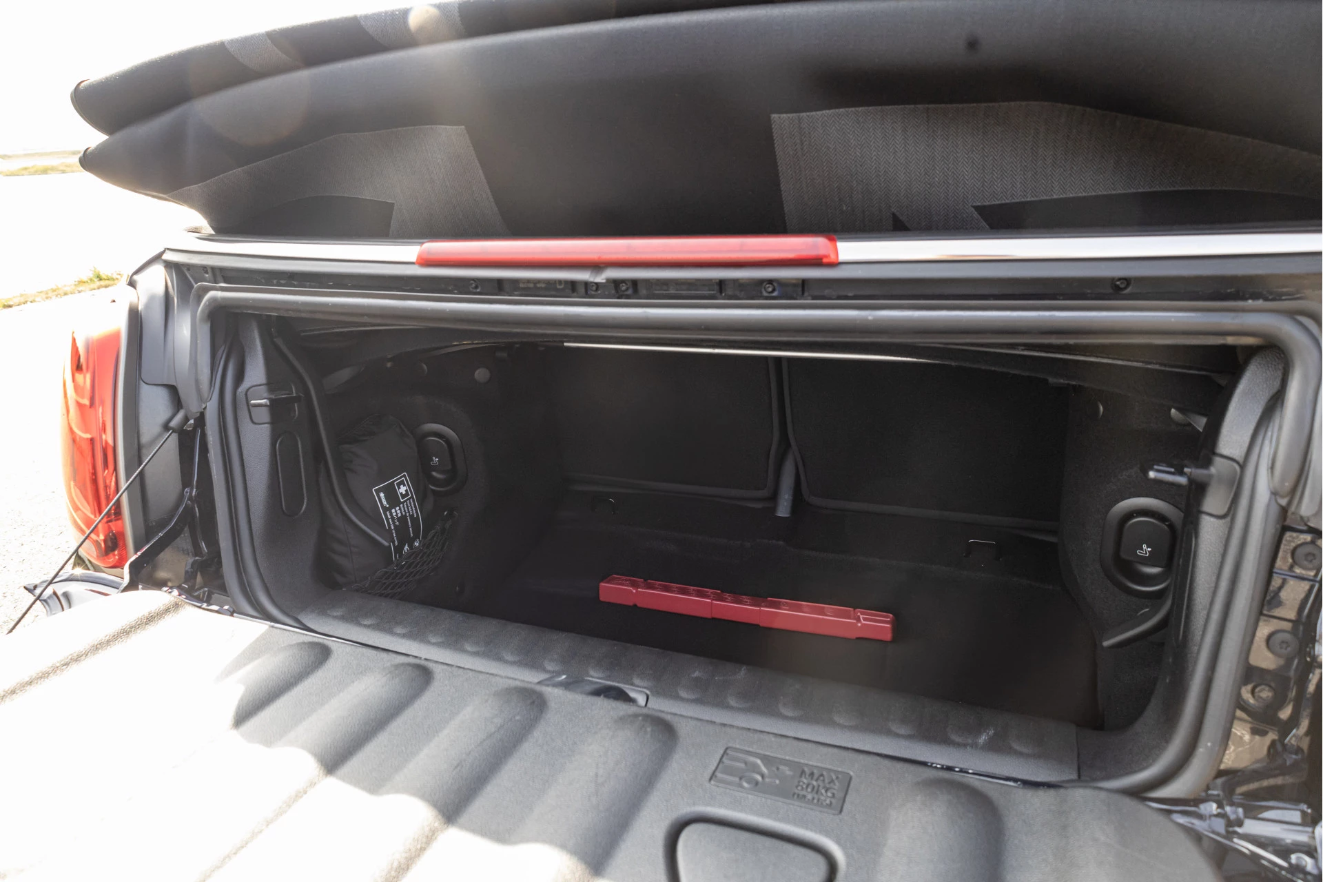 Hoofdafbeelding MINI Cabrio
