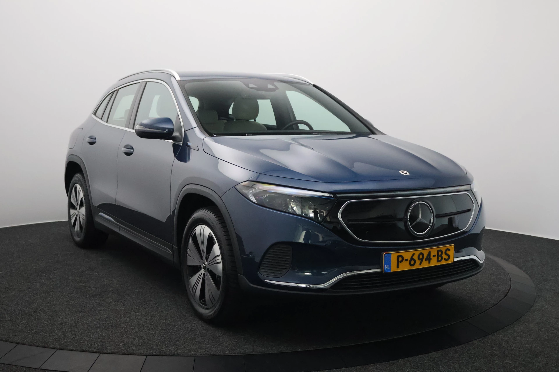 Hoofdafbeelding Mercedes-Benz EQA