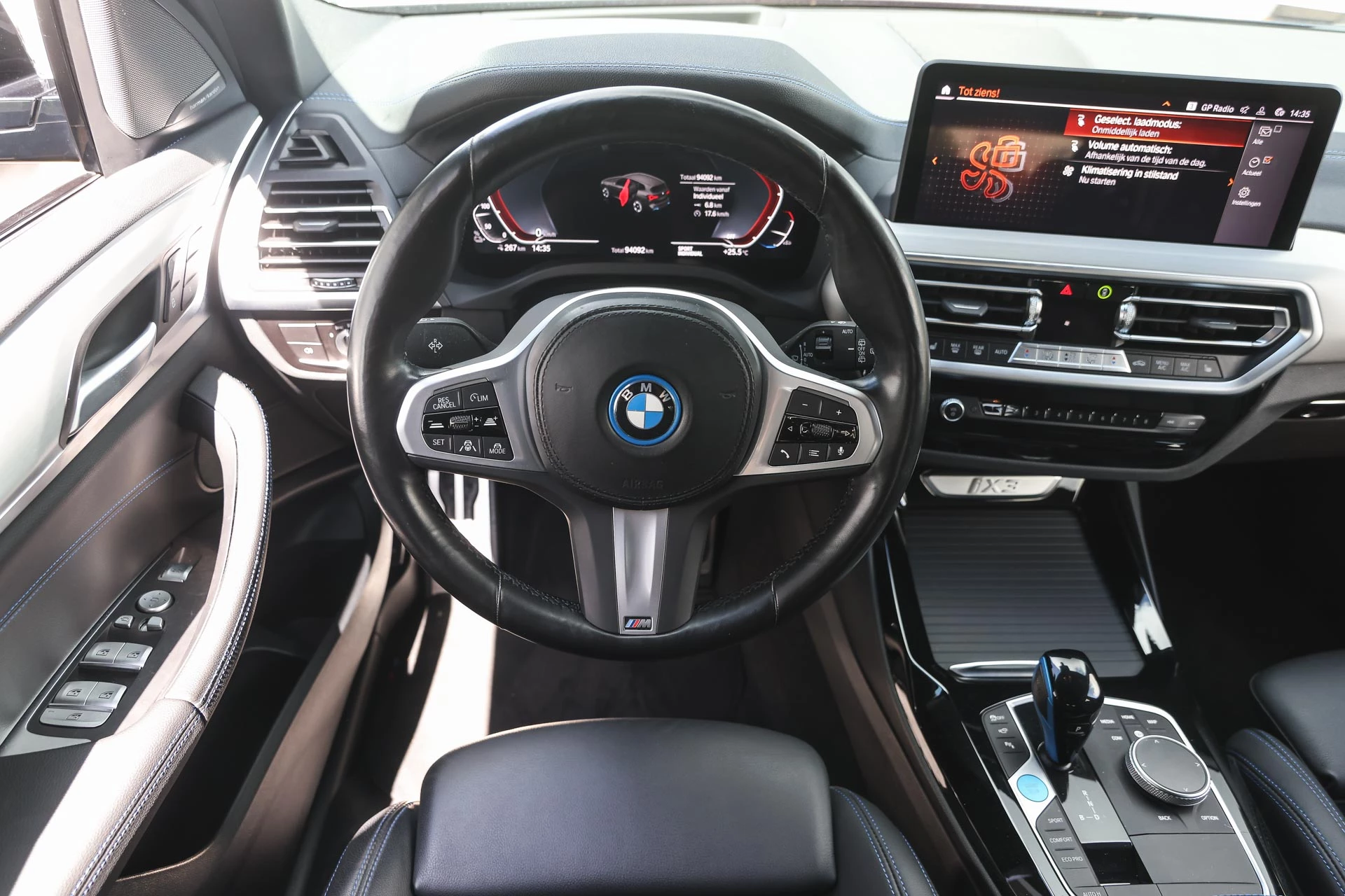 Hoofdafbeelding BMW iX3