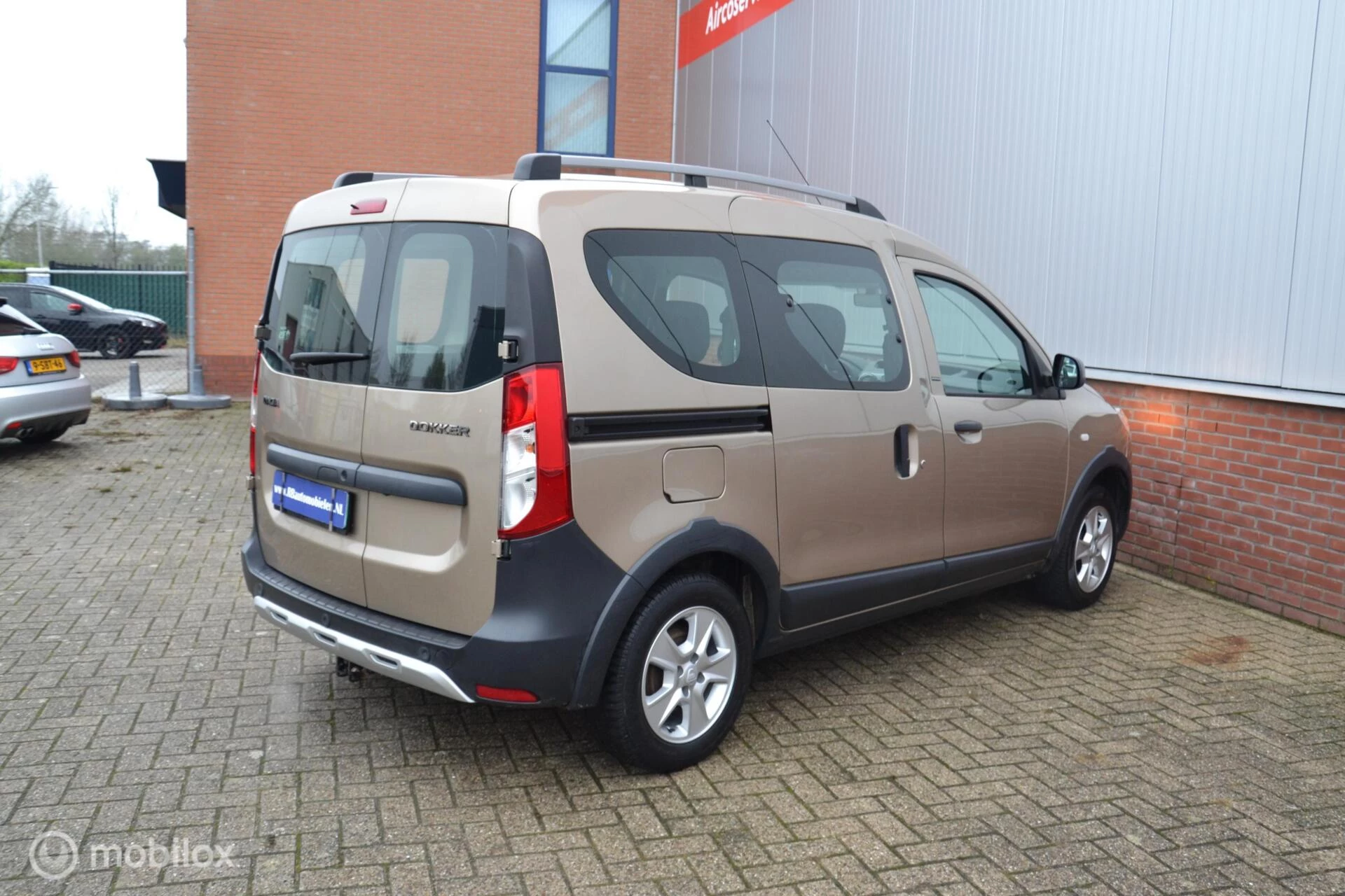 Hoofdafbeelding Dacia Dokker
