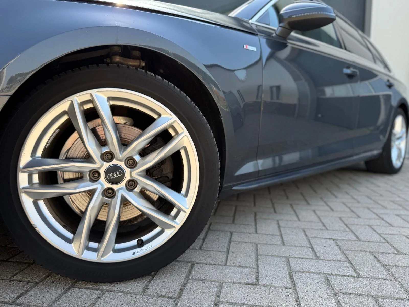 Hoofdafbeelding Audi A4