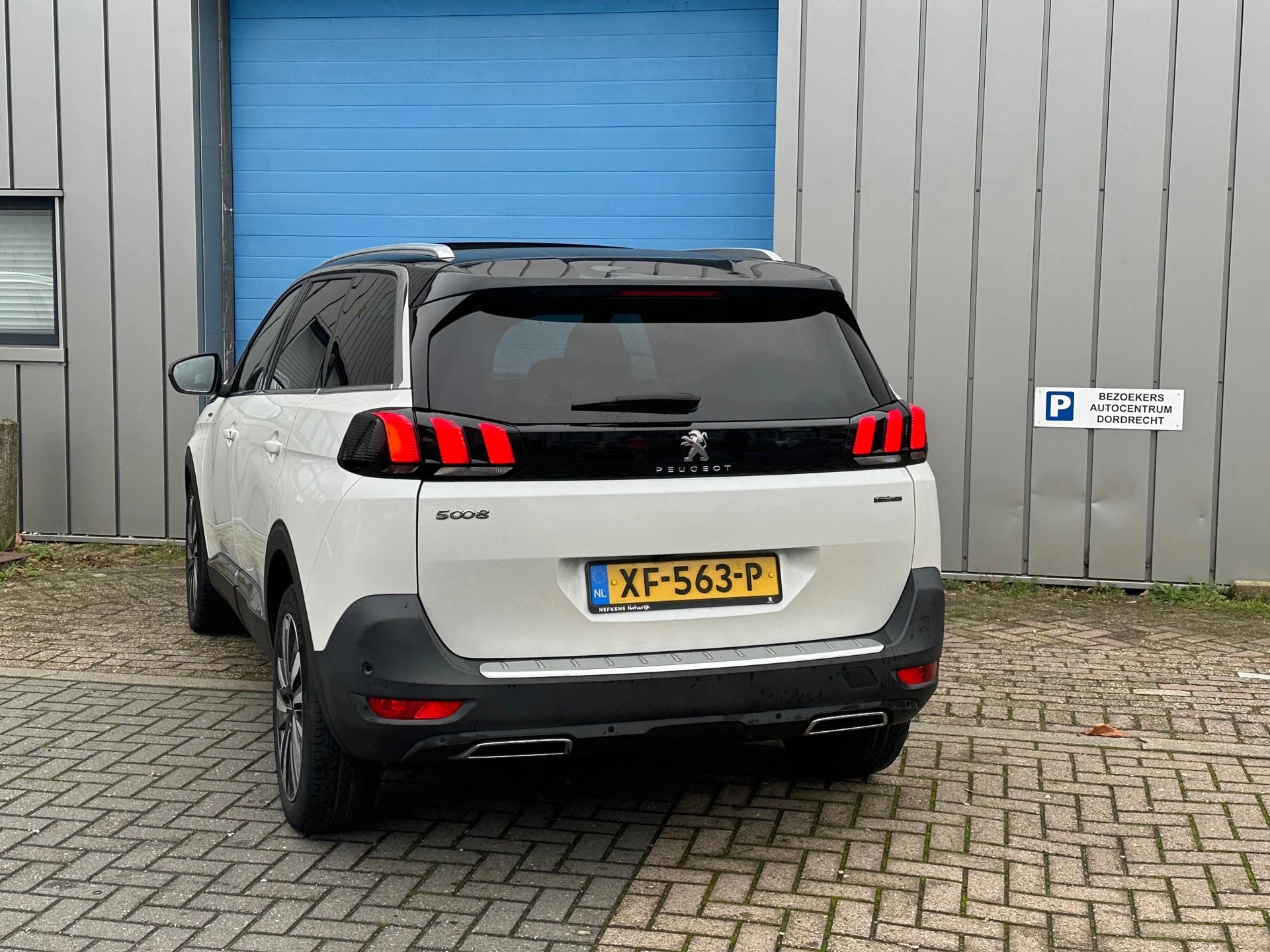 Hoofdafbeelding Peugeot 5008