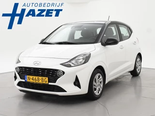 Hoofdafbeelding Hyundai i10 Hyundai i10 1.0 AUTOMAAT COMFORT 5-ZITS + APPLE CARPLAY | DAB+ | CRUISE CONTROL | TWO-TONE WIT/ZWART