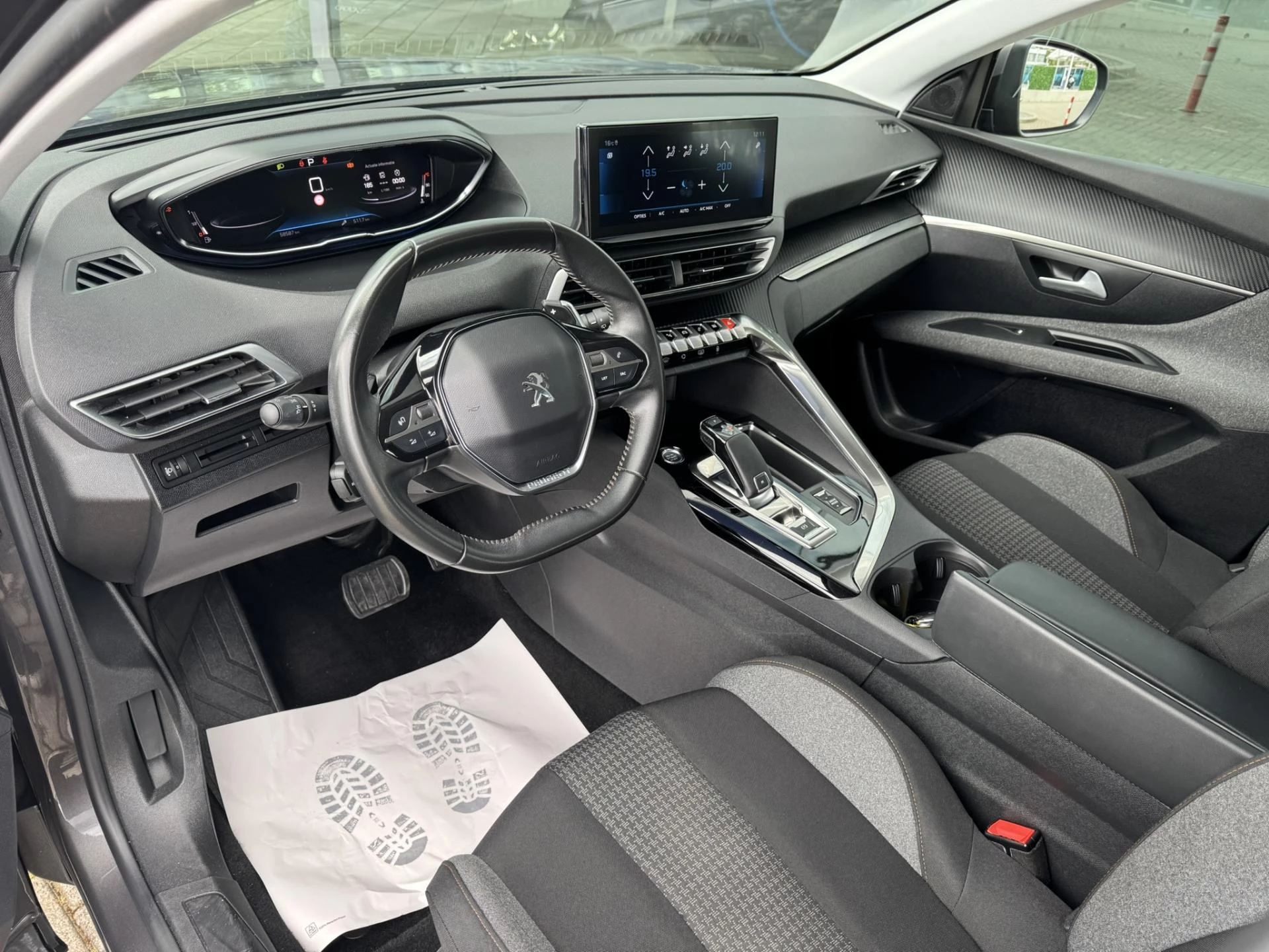 Hoofdafbeelding Peugeot 5008