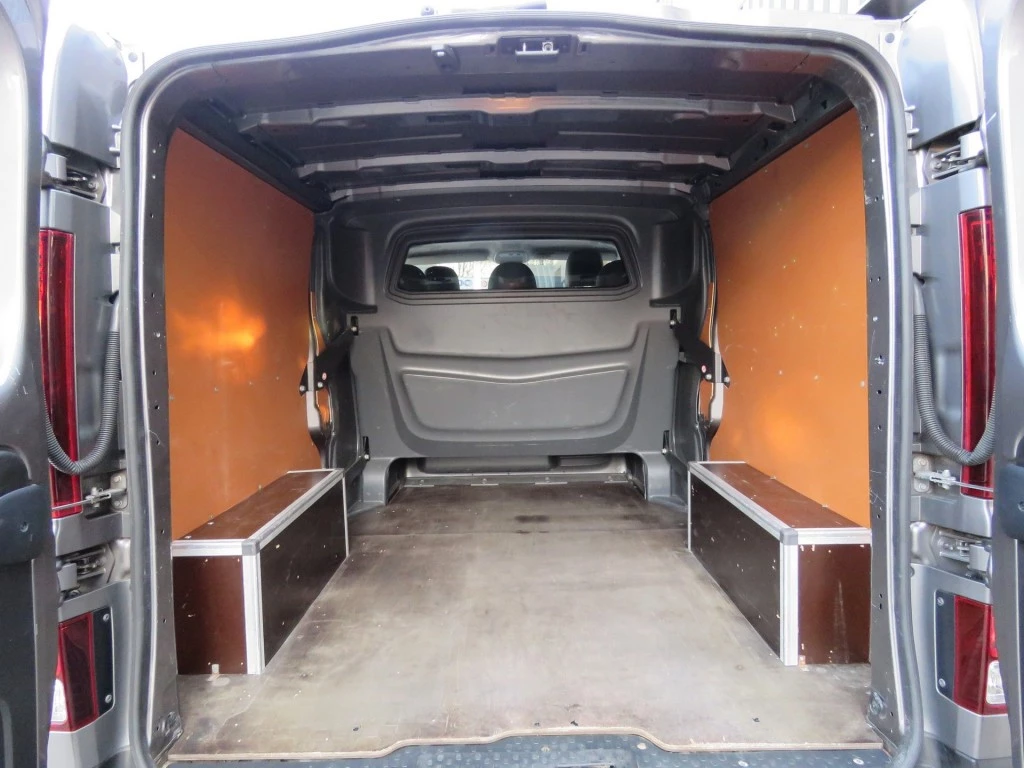 Hoofdafbeelding Nissan NV300