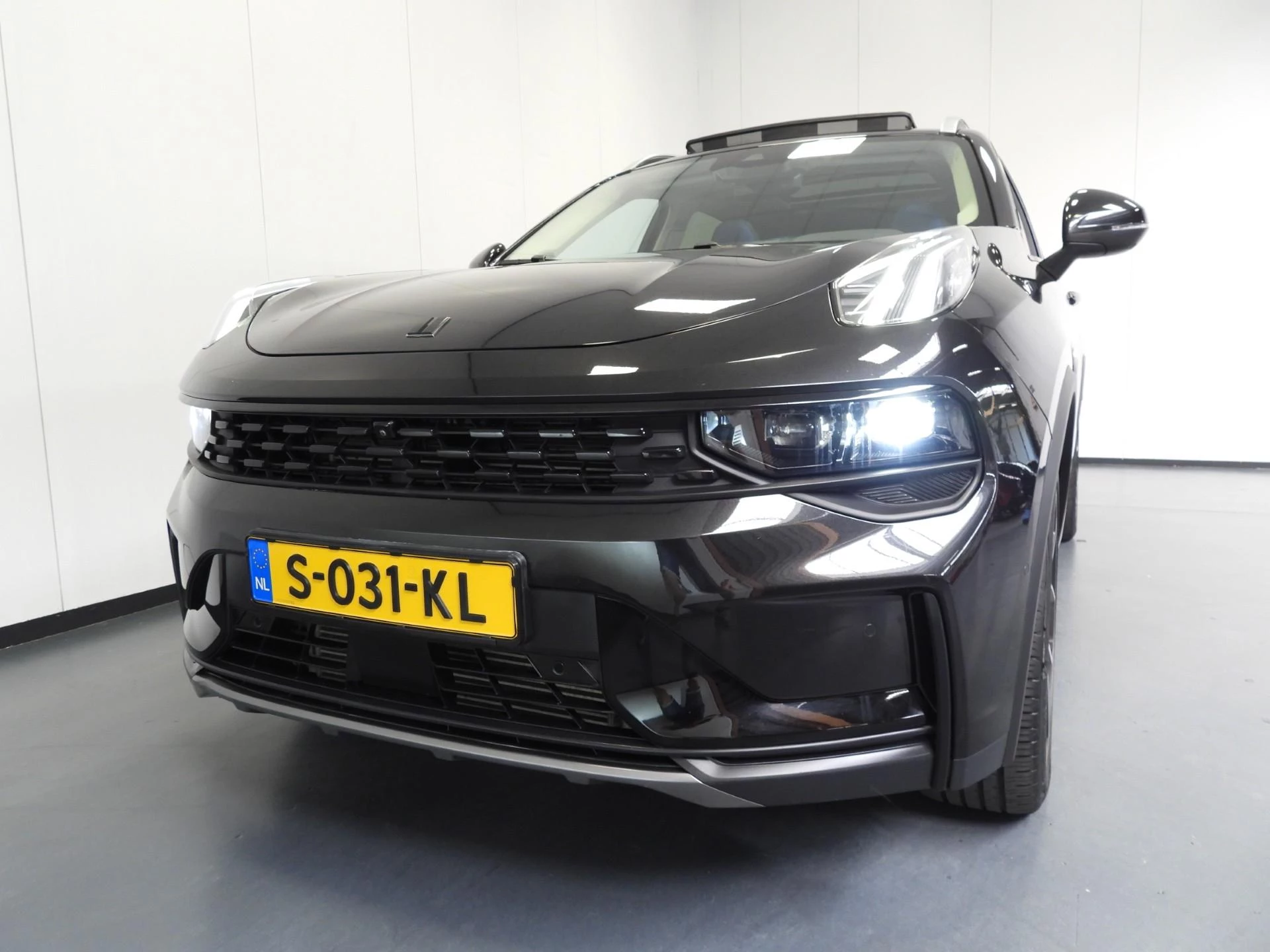 Hoofdafbeelding Lynk & Co 01