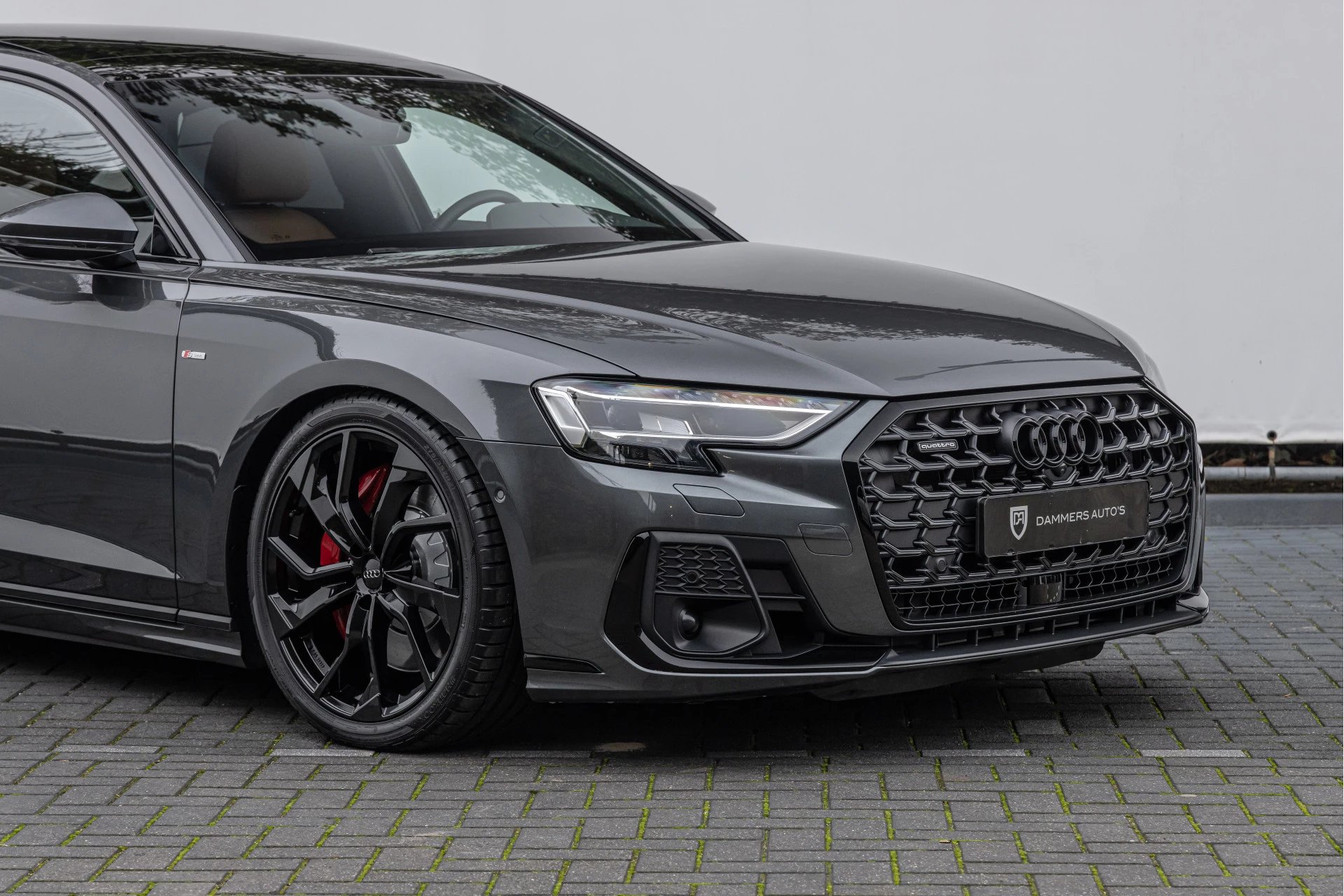 Hoofdafbeelding Audi A8