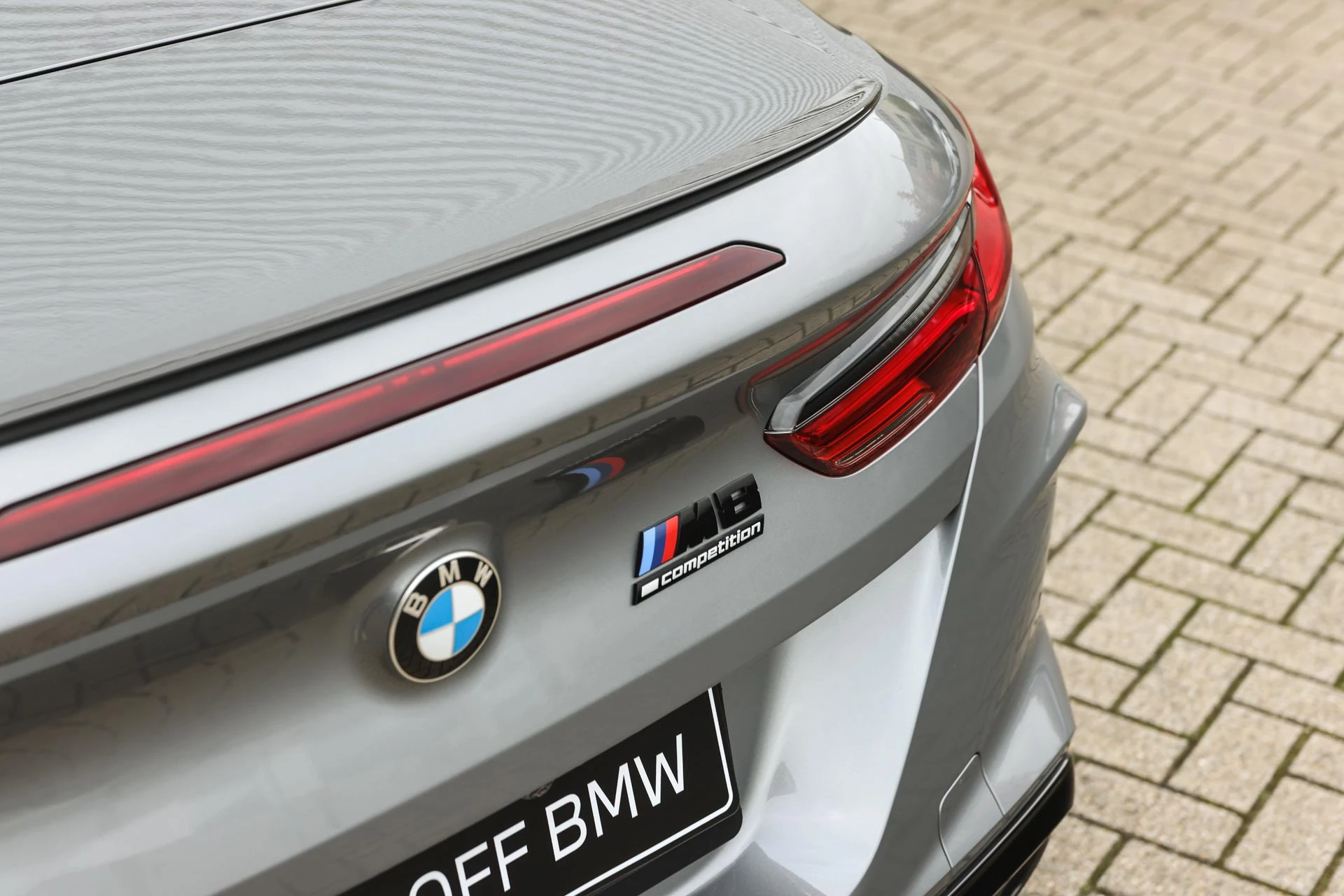 Hoofdafbeelding BMW M8