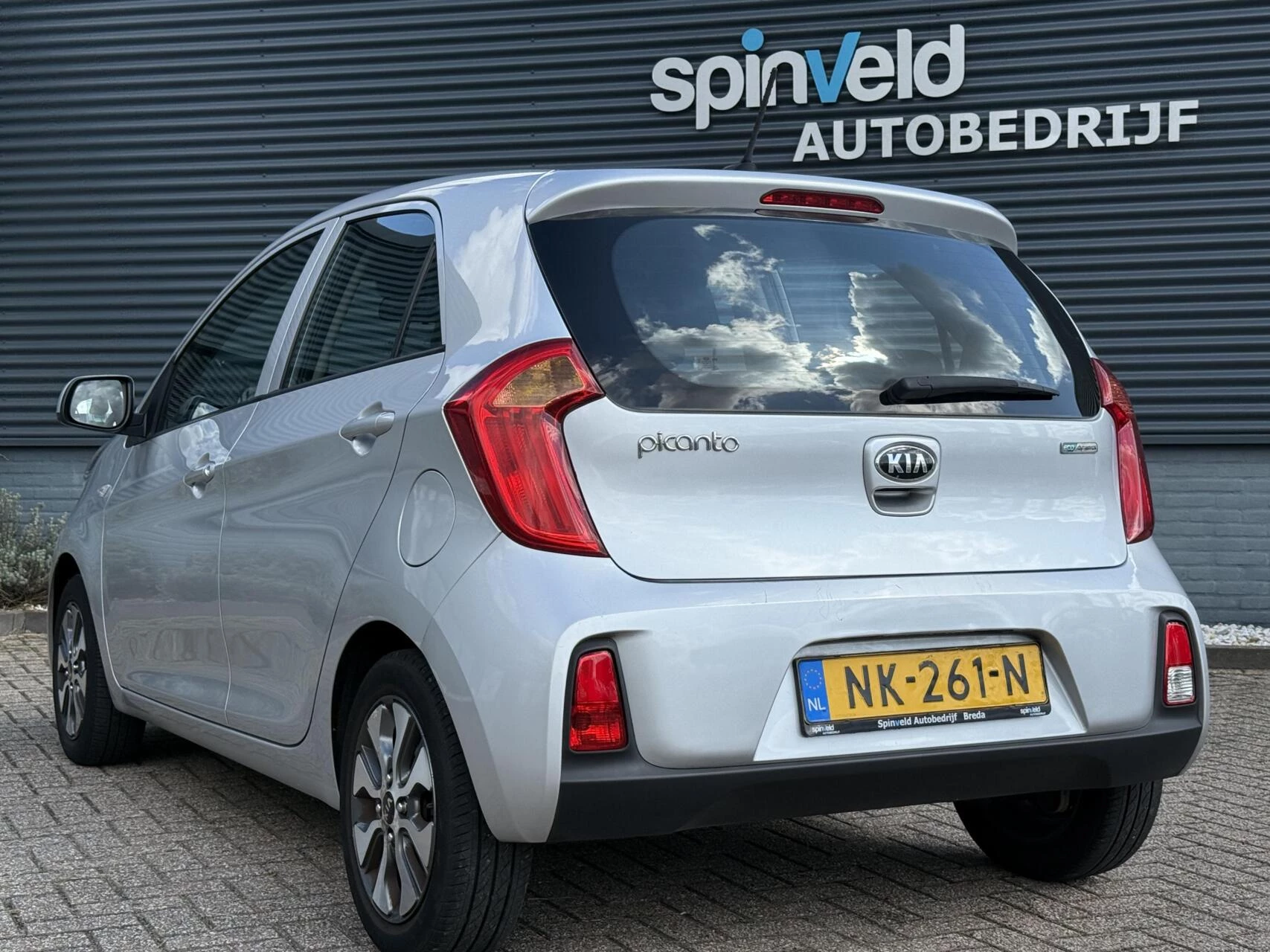 Hoofdafbeelding Kia Picanto