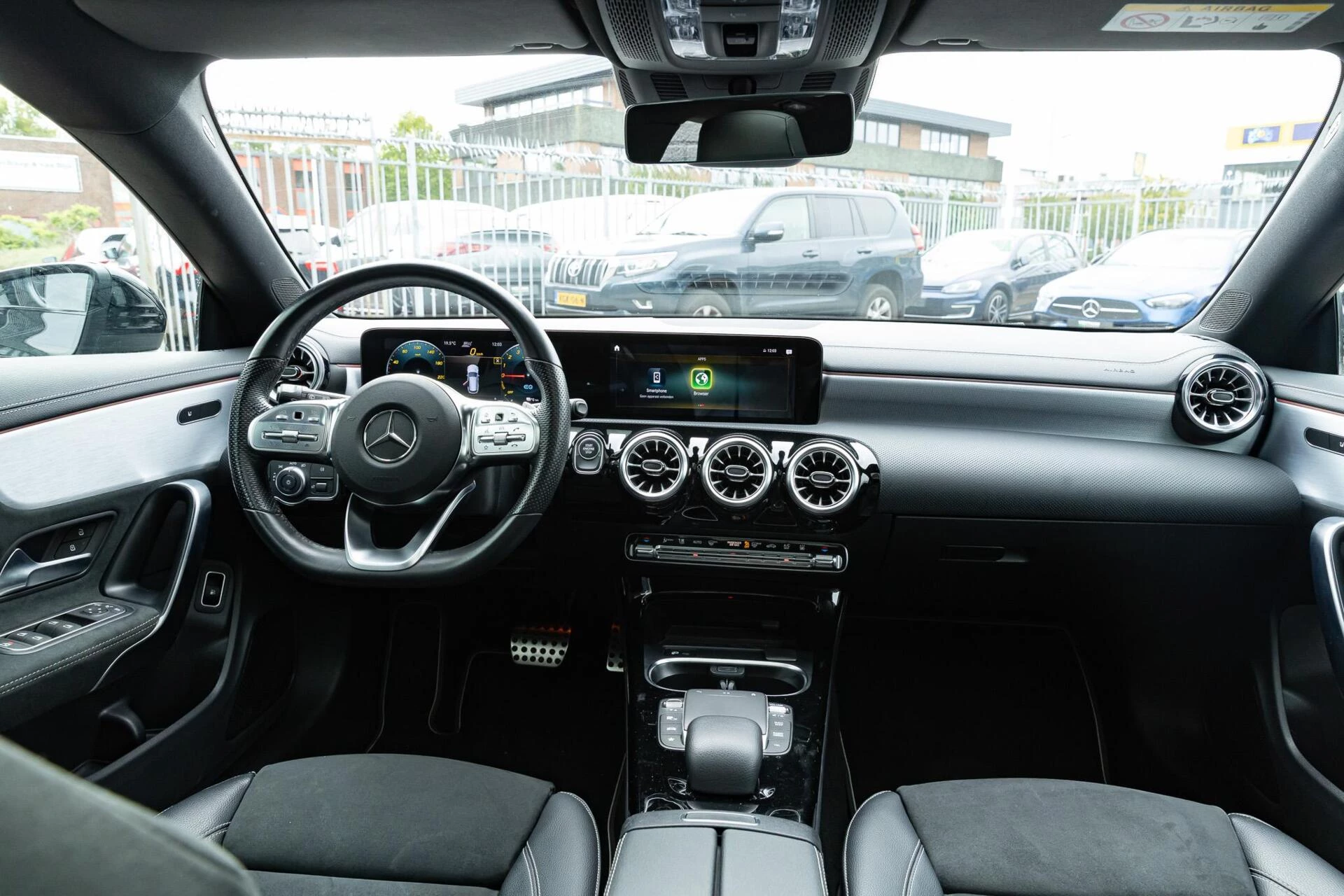 Hoofdafbeelding Mercedes-Benz CLA