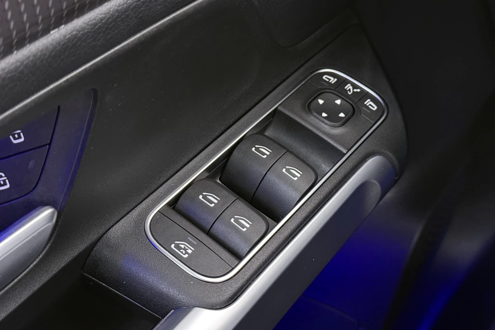 Hoofdafbeelding Mercedes-Benz EQB