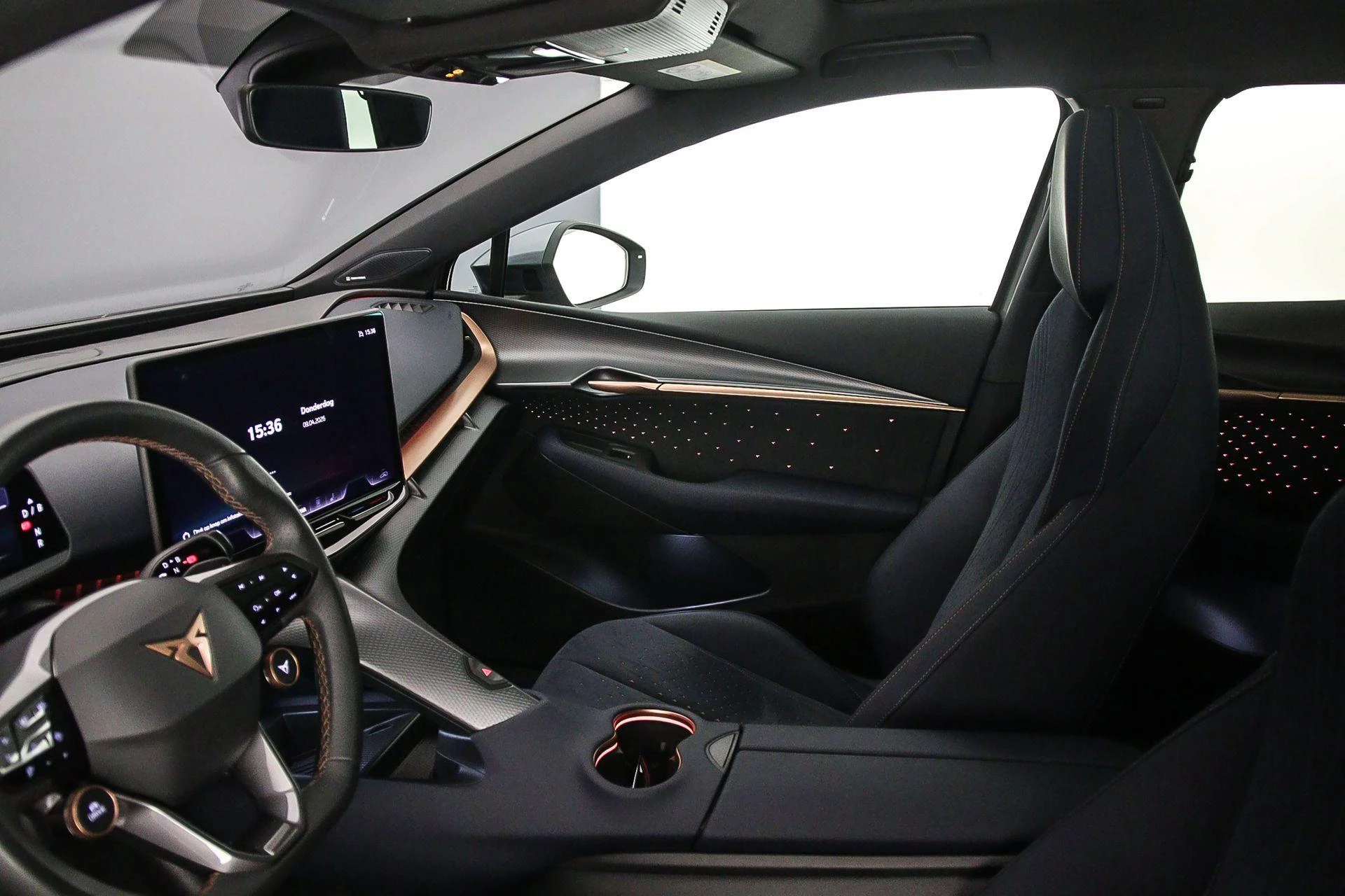 Hoofdafbeelding CUPRA Tavascan