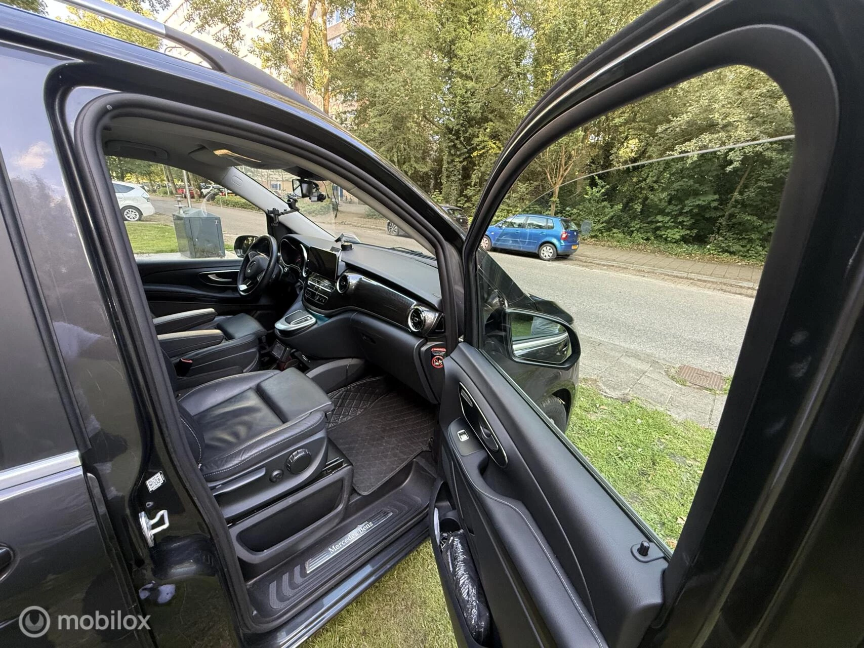 Hoofdafbeelding Mercedes-Benz EQV