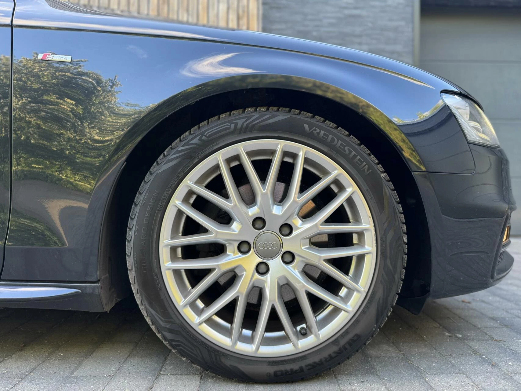 Hoofdafbeelding Audi A4