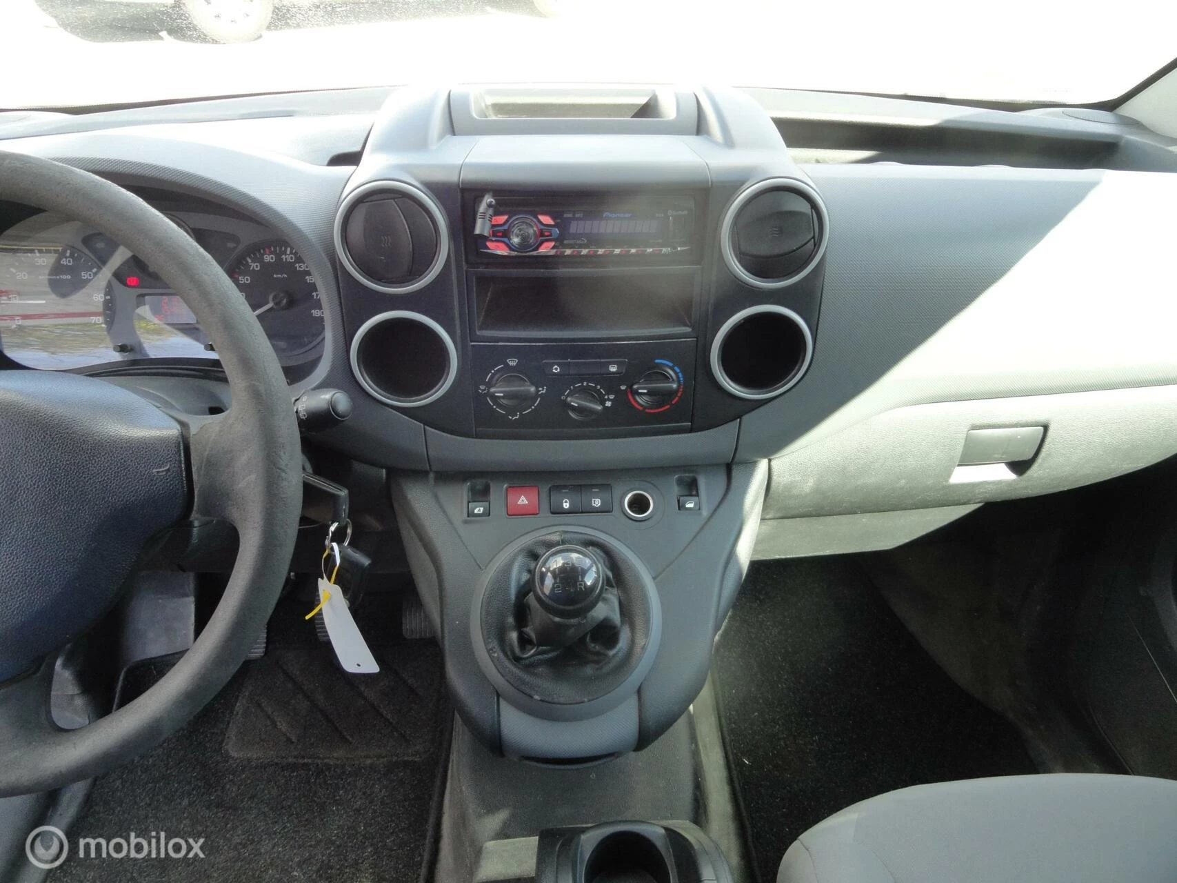 Hoofdafbeelding Peugeot Partner