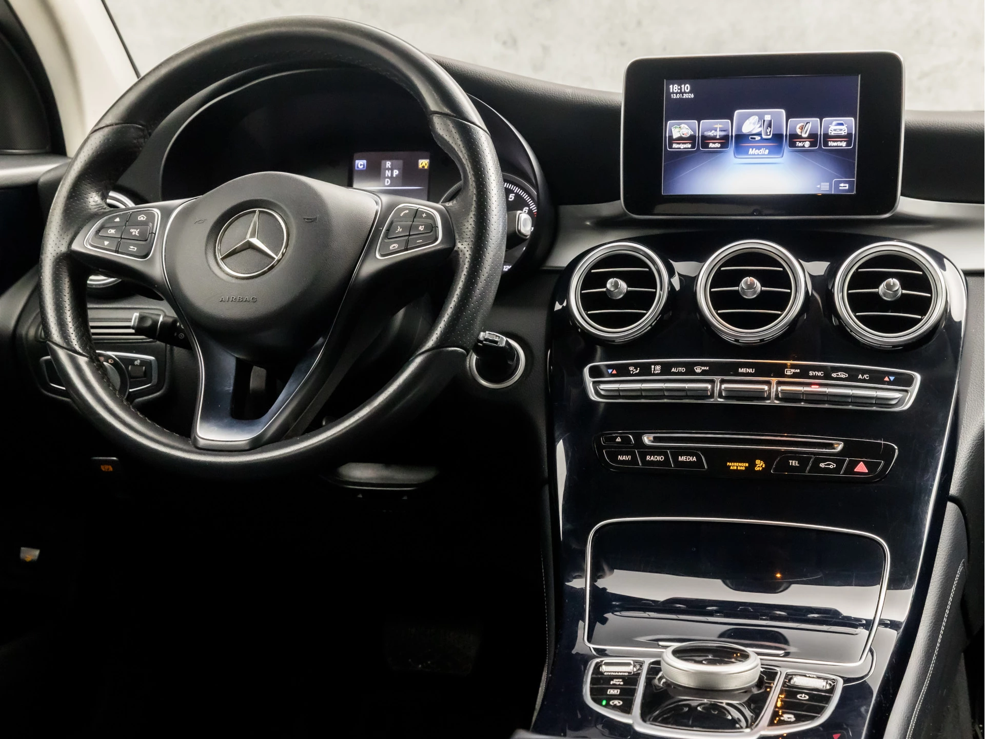 Hoofdafbeelding Mercedes-Benz GLC