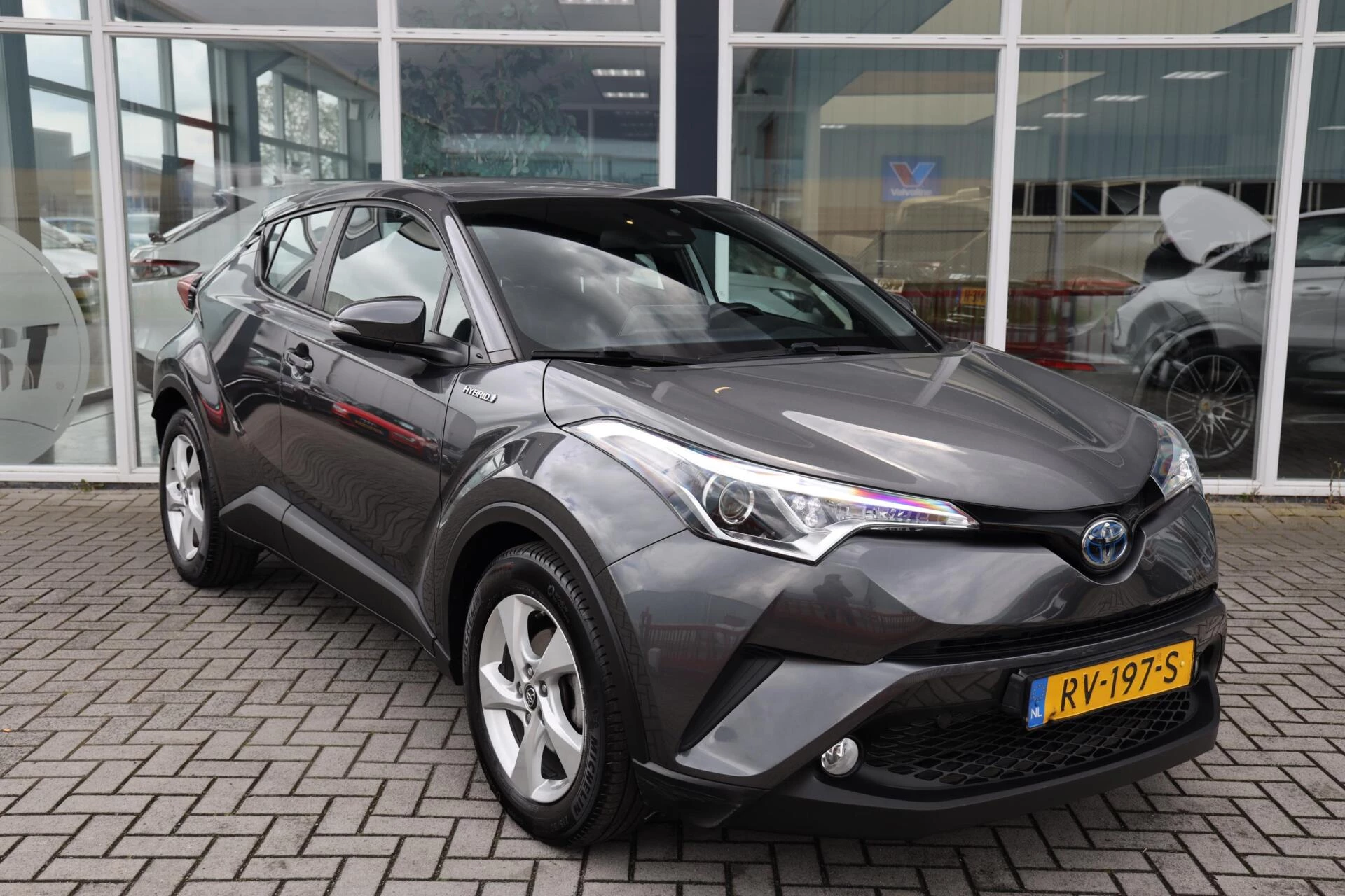 Hoofdafbeelding Toyota C-HR