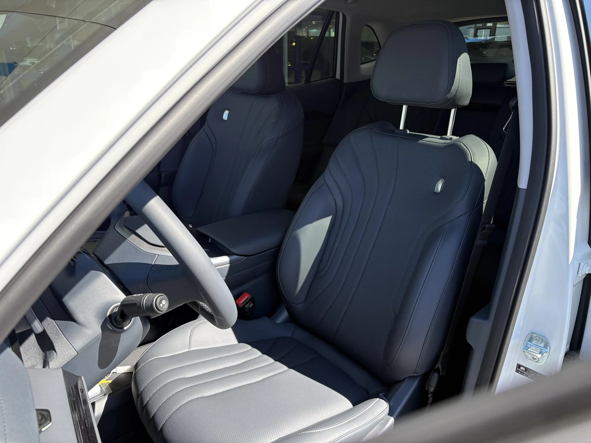 Hoofdafbeelding Geely E5