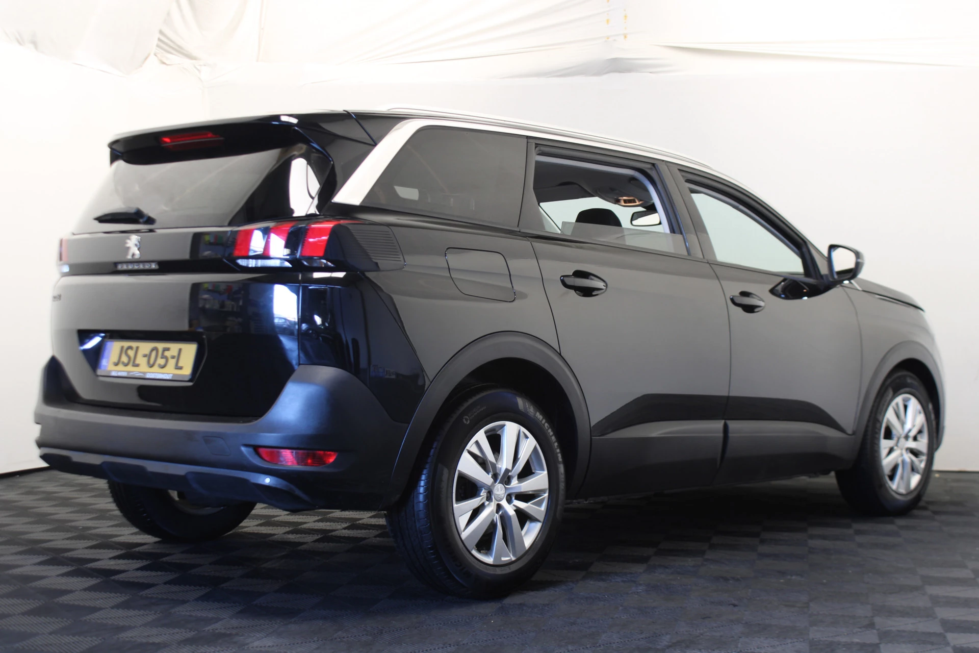Hoofdafbeelding Peugeot 5008
