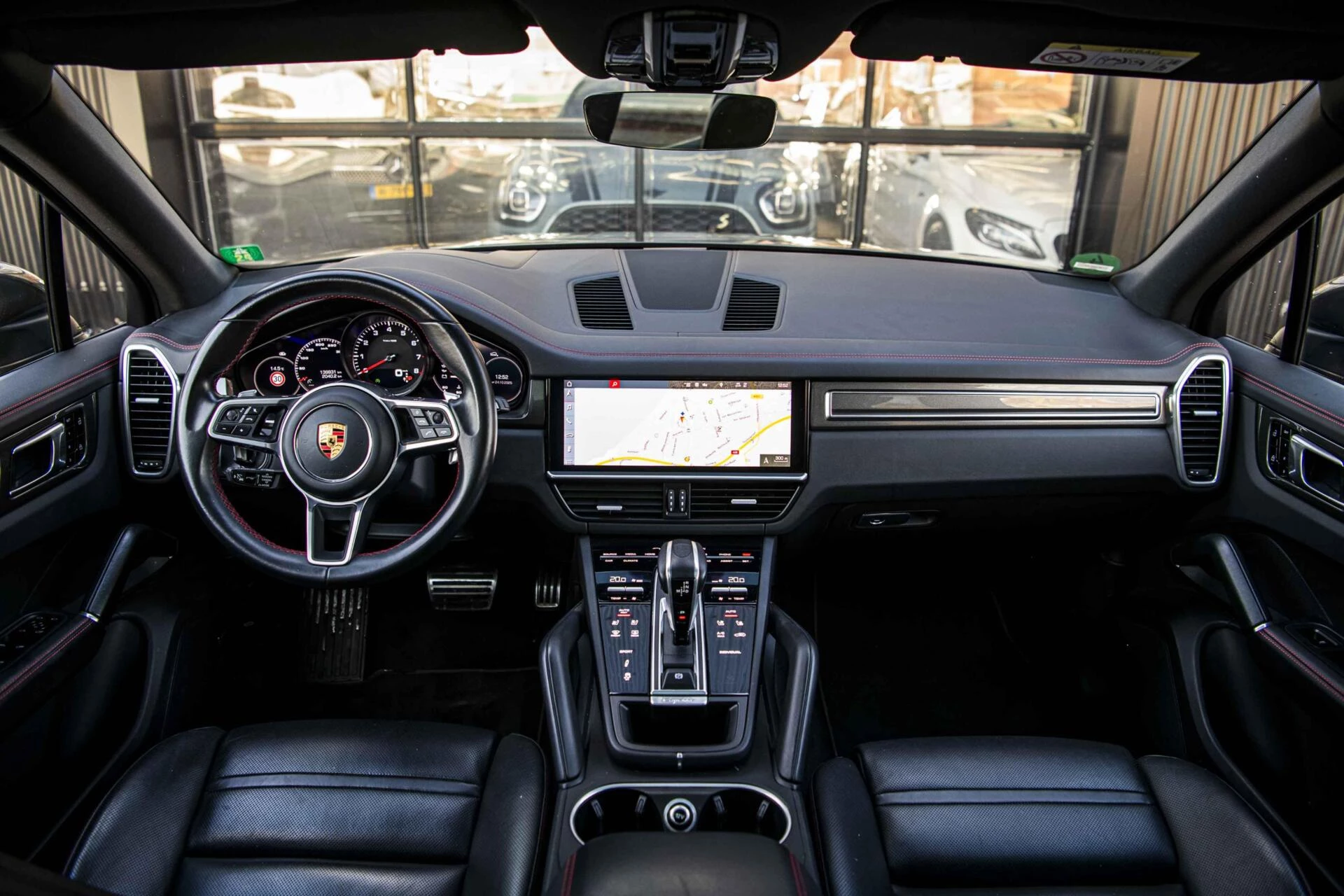 Hoofdafbeelding Porsche Cayenne