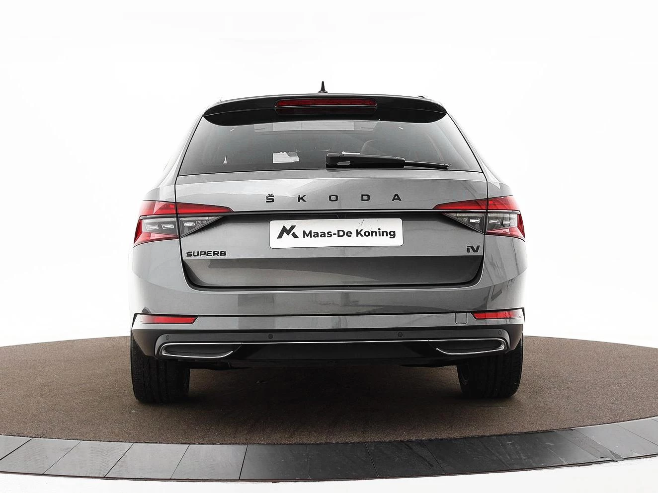 Hoofdafbeelding Škoda Superb