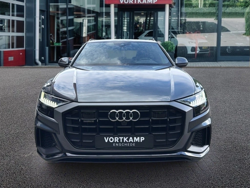 Hoofdafbeelding Audi Q8