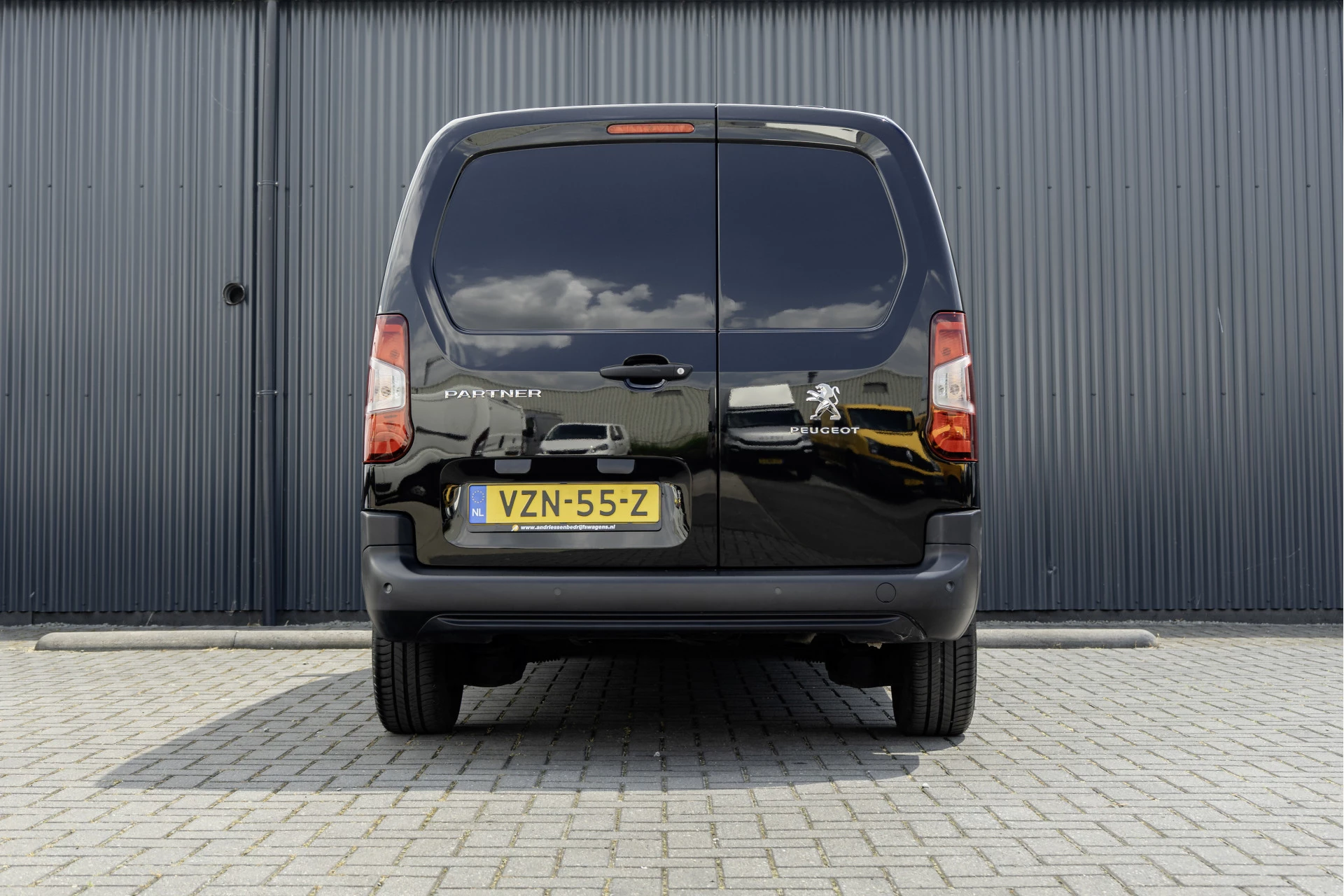 Hoofdafbeelding Peugeot Partner
