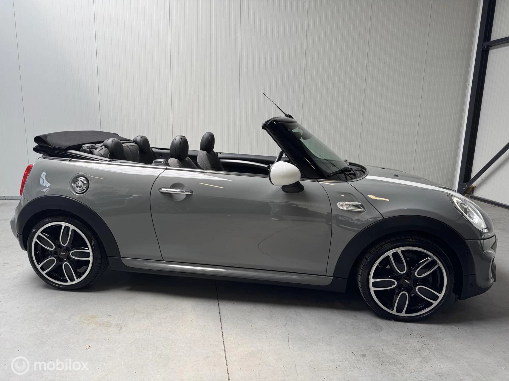 Hoofdafbeelding MINI Cooper S Cabrio