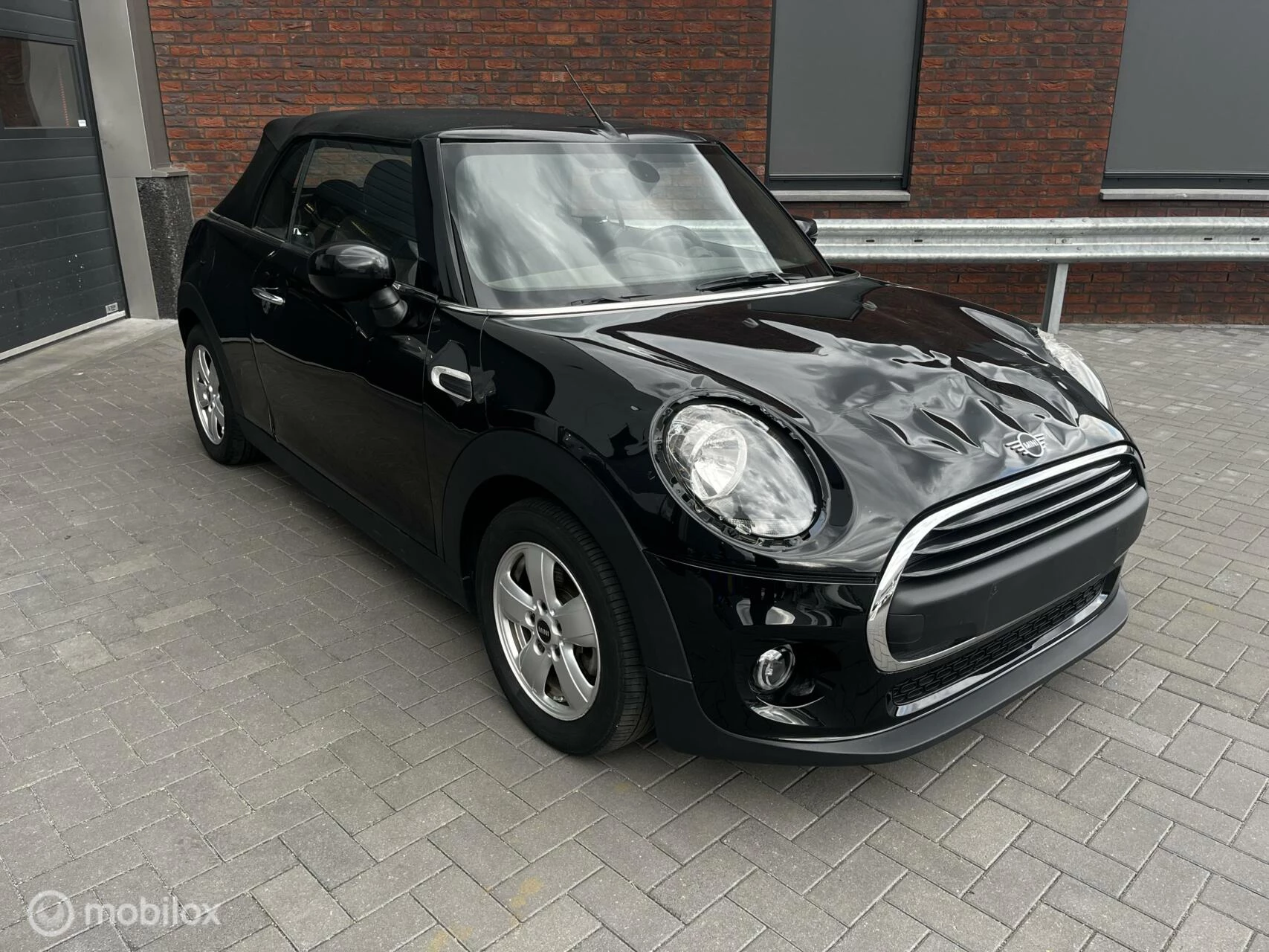 Hoofdafbeelding MINI One Cabrio