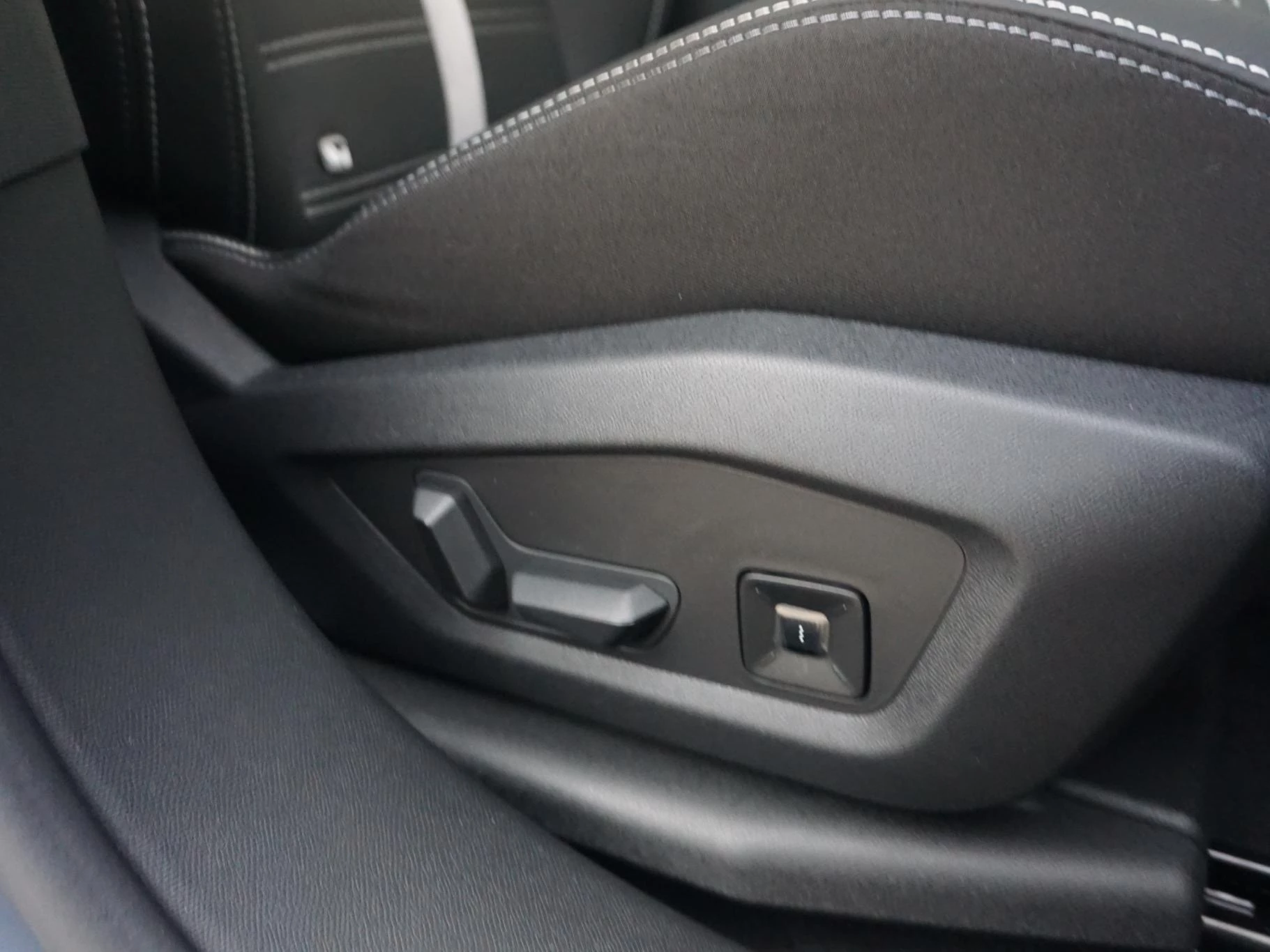 Hoofdafbeelding Opel Grandland